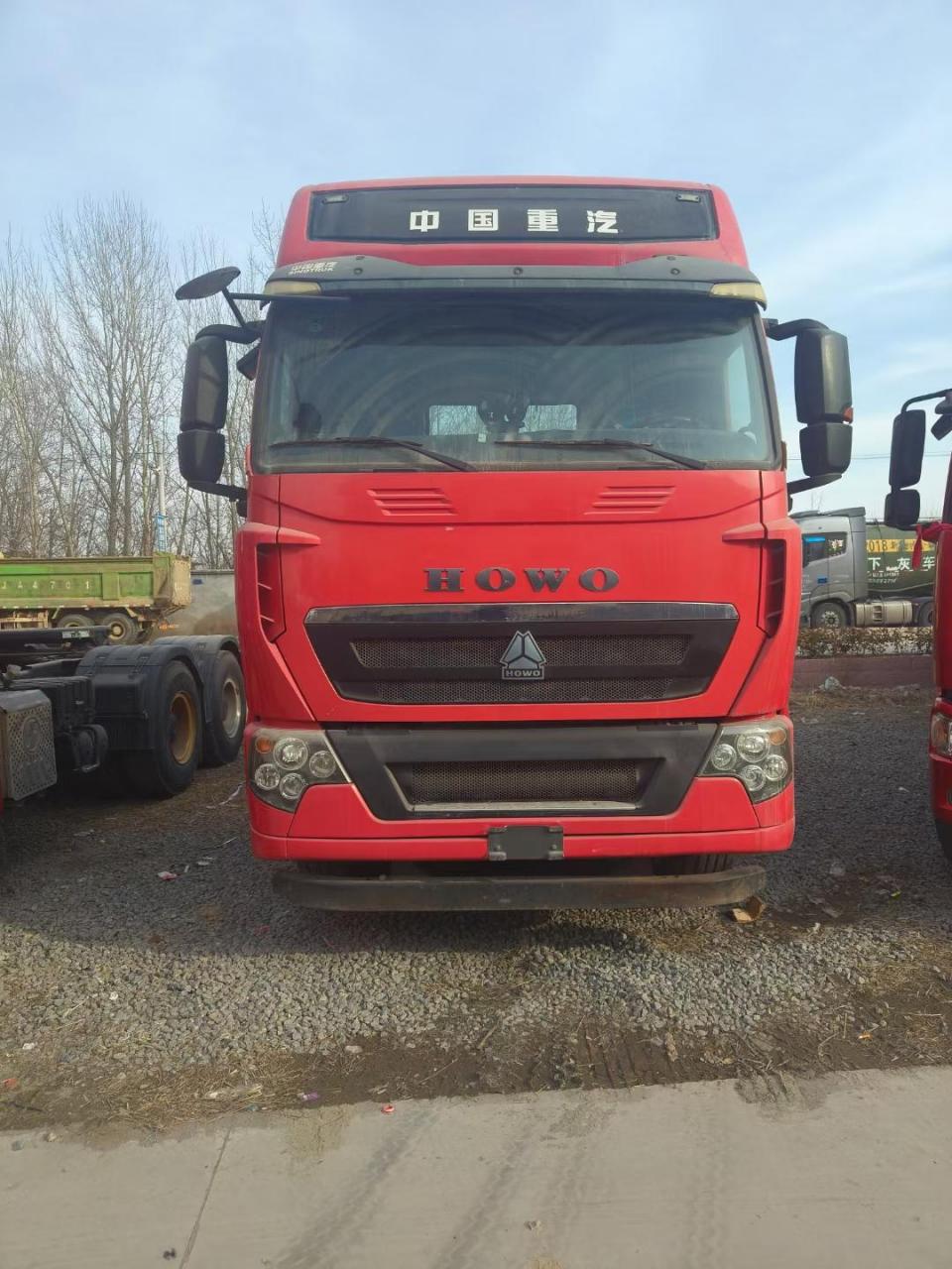 19年5月重体豪沃t7曼机540马力,重汽变速箱手动挡,速比4.