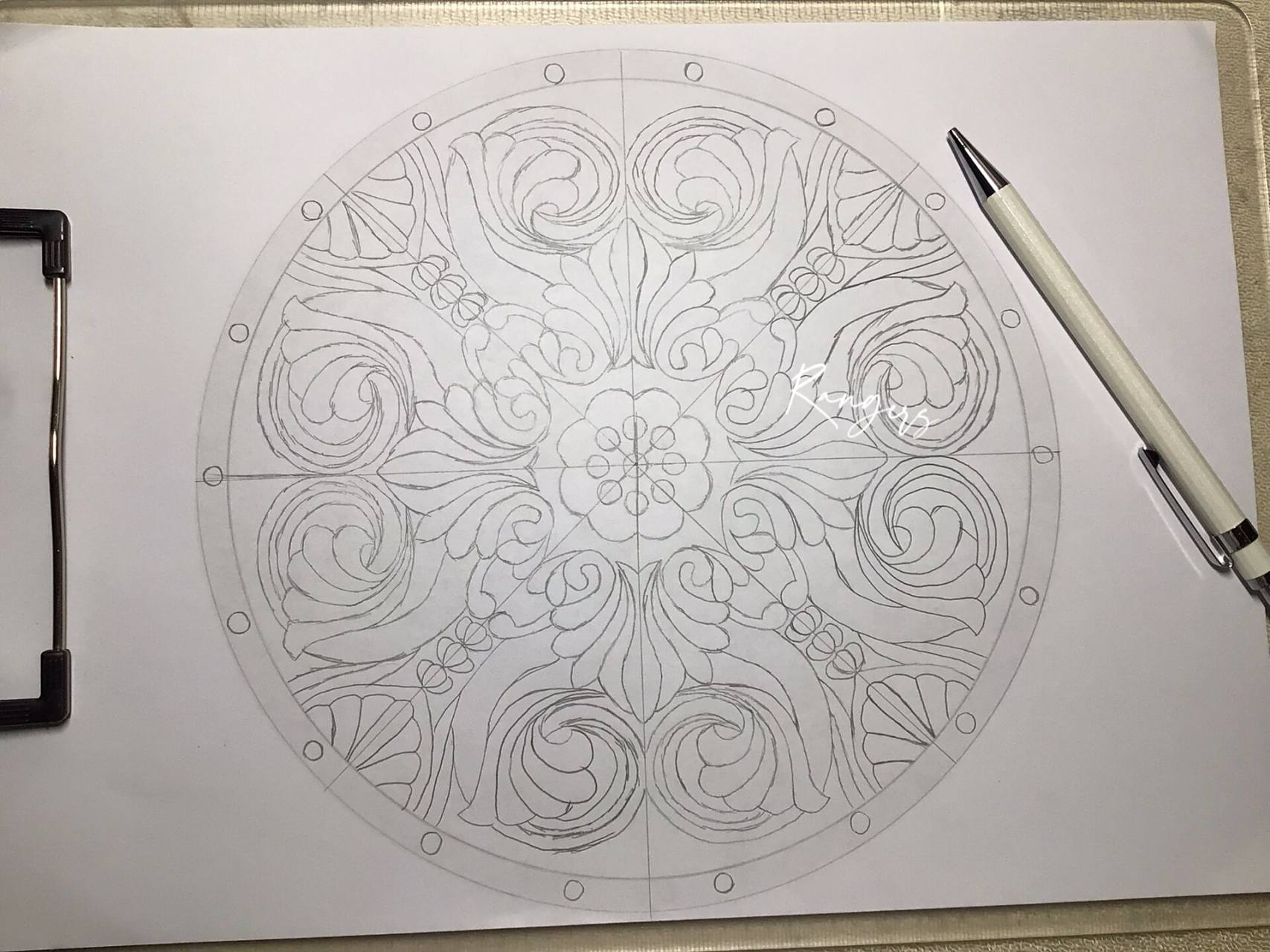 轴对称图形 画的不太好,原创我找不到了,有看到的帮忙艾特一下谢谢