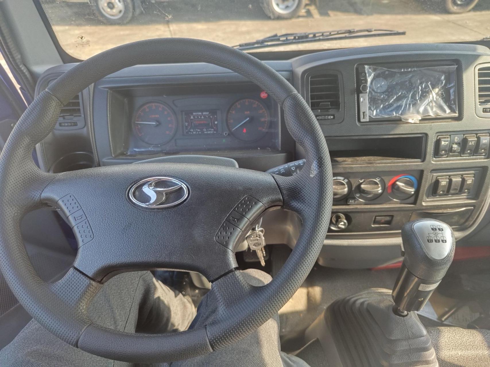 时风风驰3.6米蓝牌自卸车!