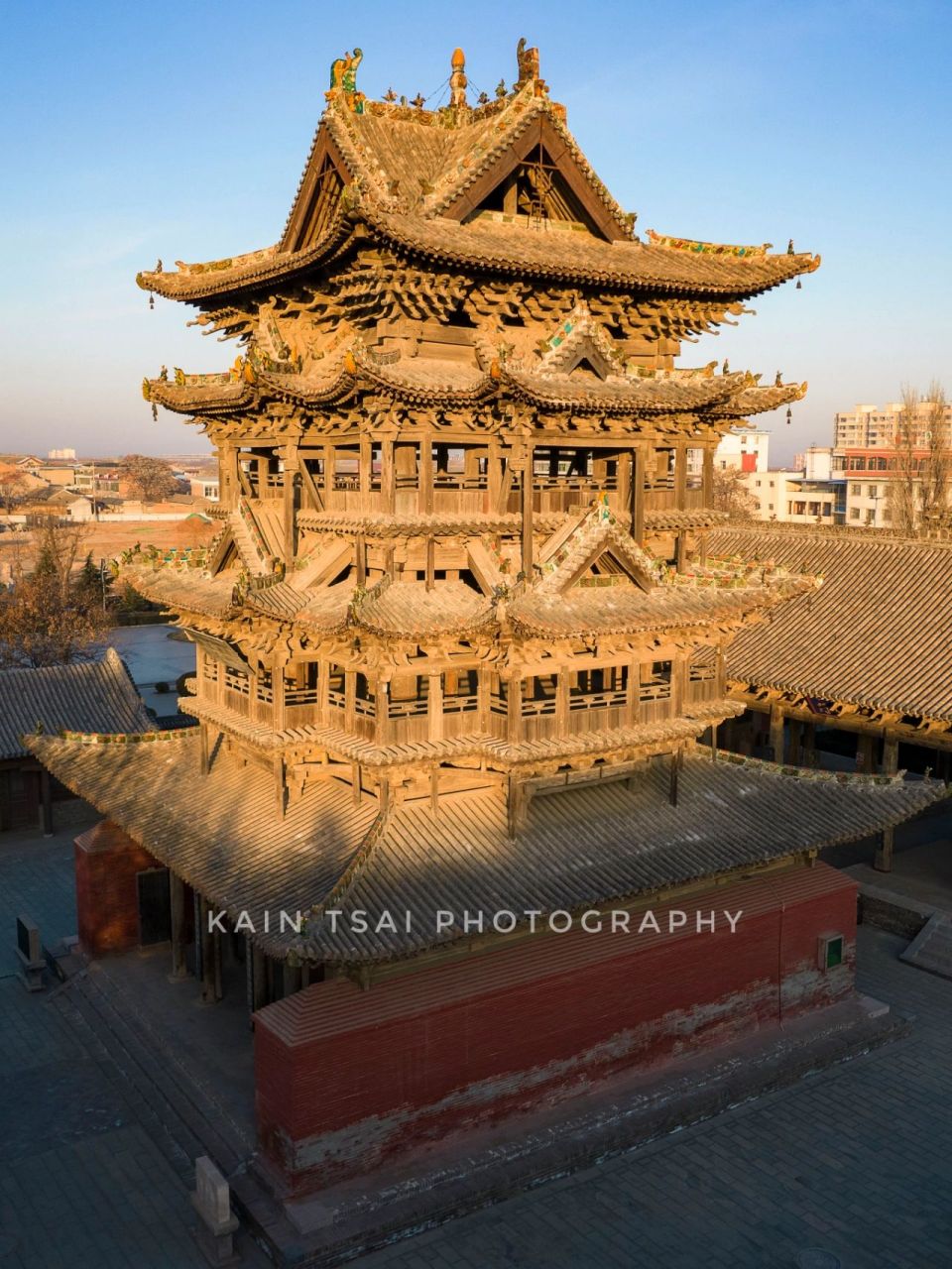 91中华第一木楼,山西飞云楼 飞云楼位于山西省运城市万荣县东岳庙内