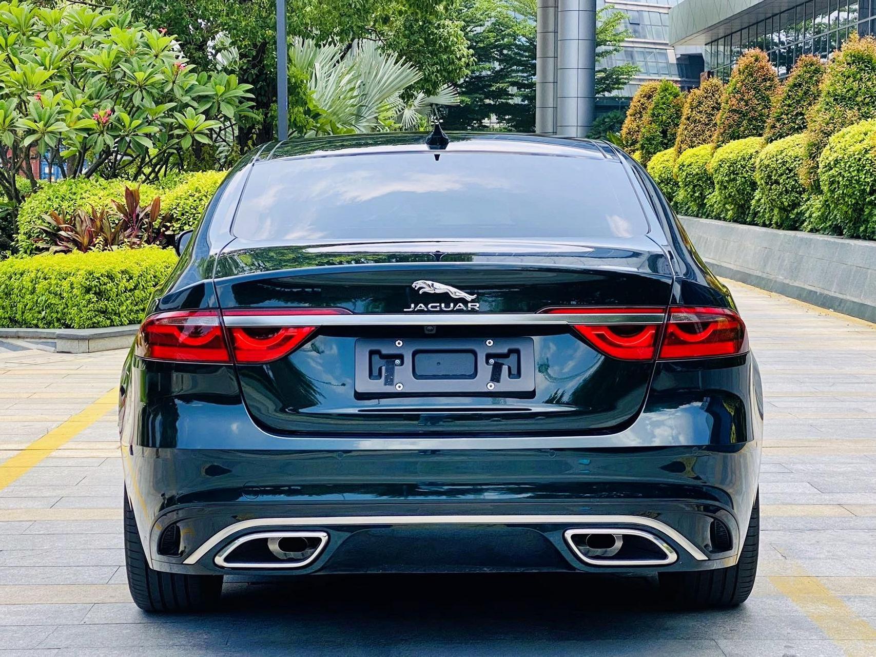 英国绿赛车绿的捷豹xfl真的是yyds.