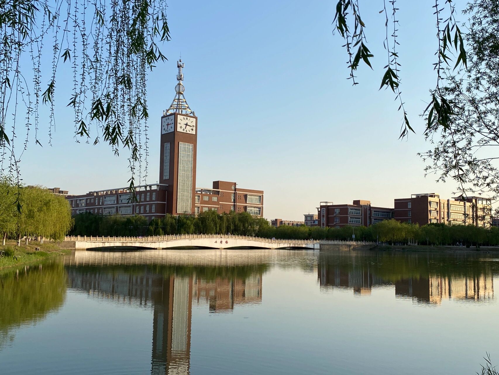 沧州交通学院 一起看落日夕阳