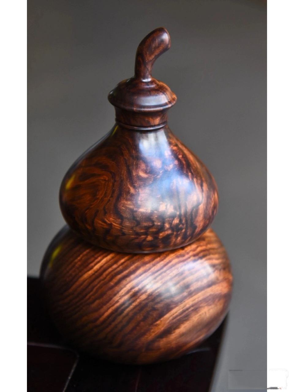 海南黄花梨全品料 葫芦 海南黄花梨全品料 葫芦 规格:9*15.5cm359.