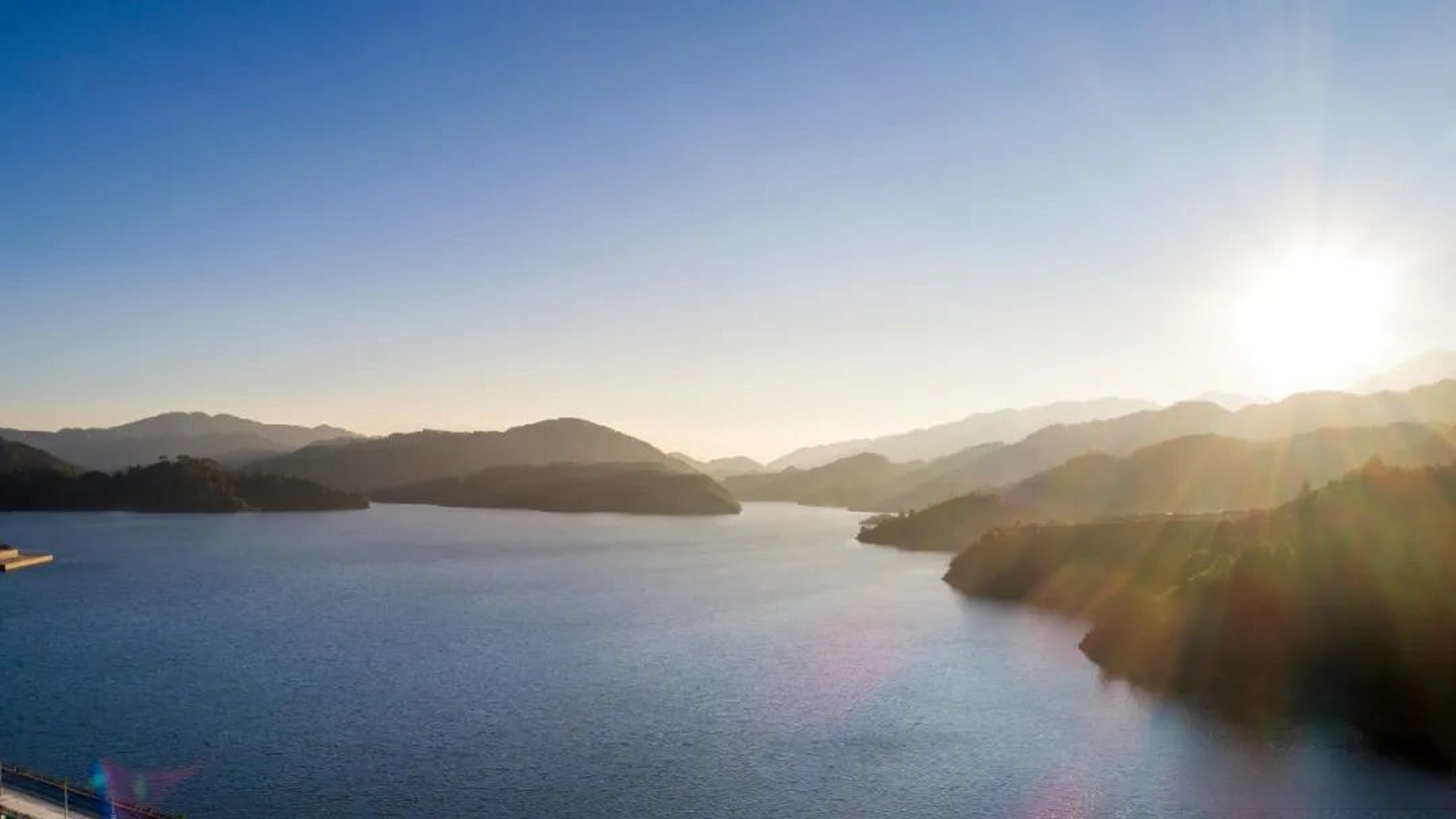 寻美云南# 三岔河水库是依托三岔河水电站的建设而形成的,水电站缴梃