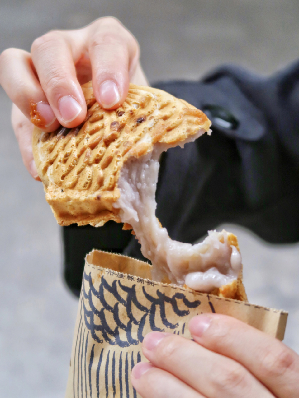 今天终于买到了超火的日式鲷鱼烧了95 因为门店很小,真的很容易错过