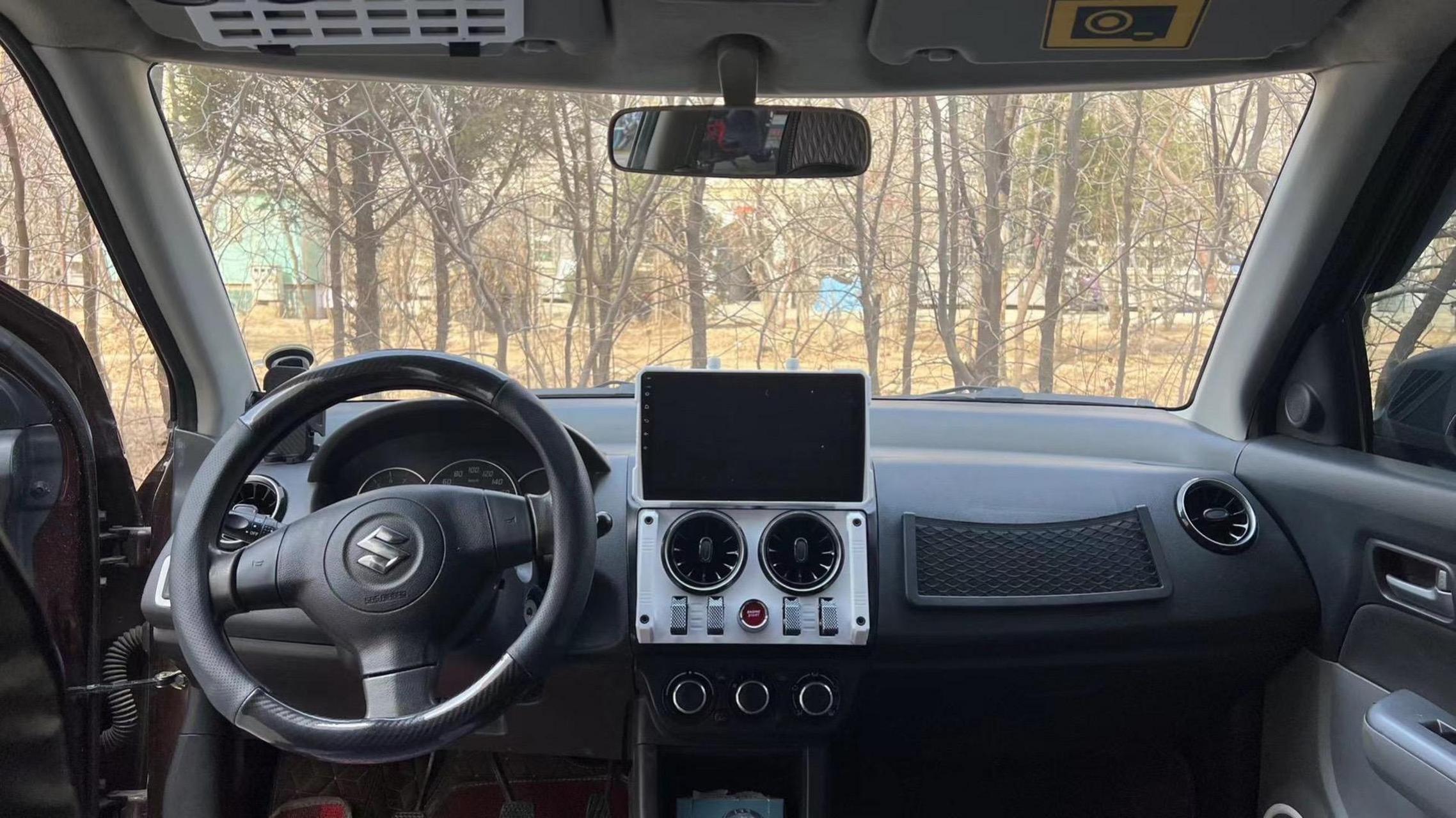 铃木雨燕中控改装 这小玩意看着真不错哦