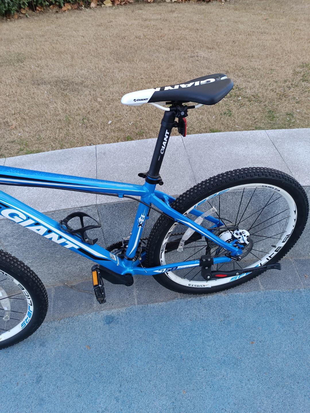 捷安特山地车,经典xtc750,27速,油刹,车况完美,售价1998元,顺丰包邮!