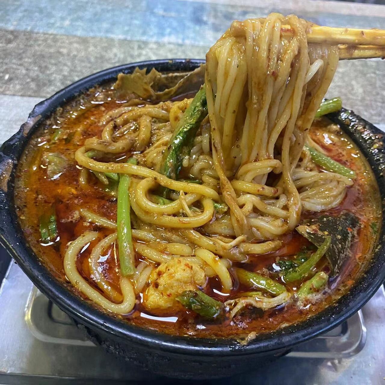 公主岭美食  黏糊糊的砂锅麻辣烫