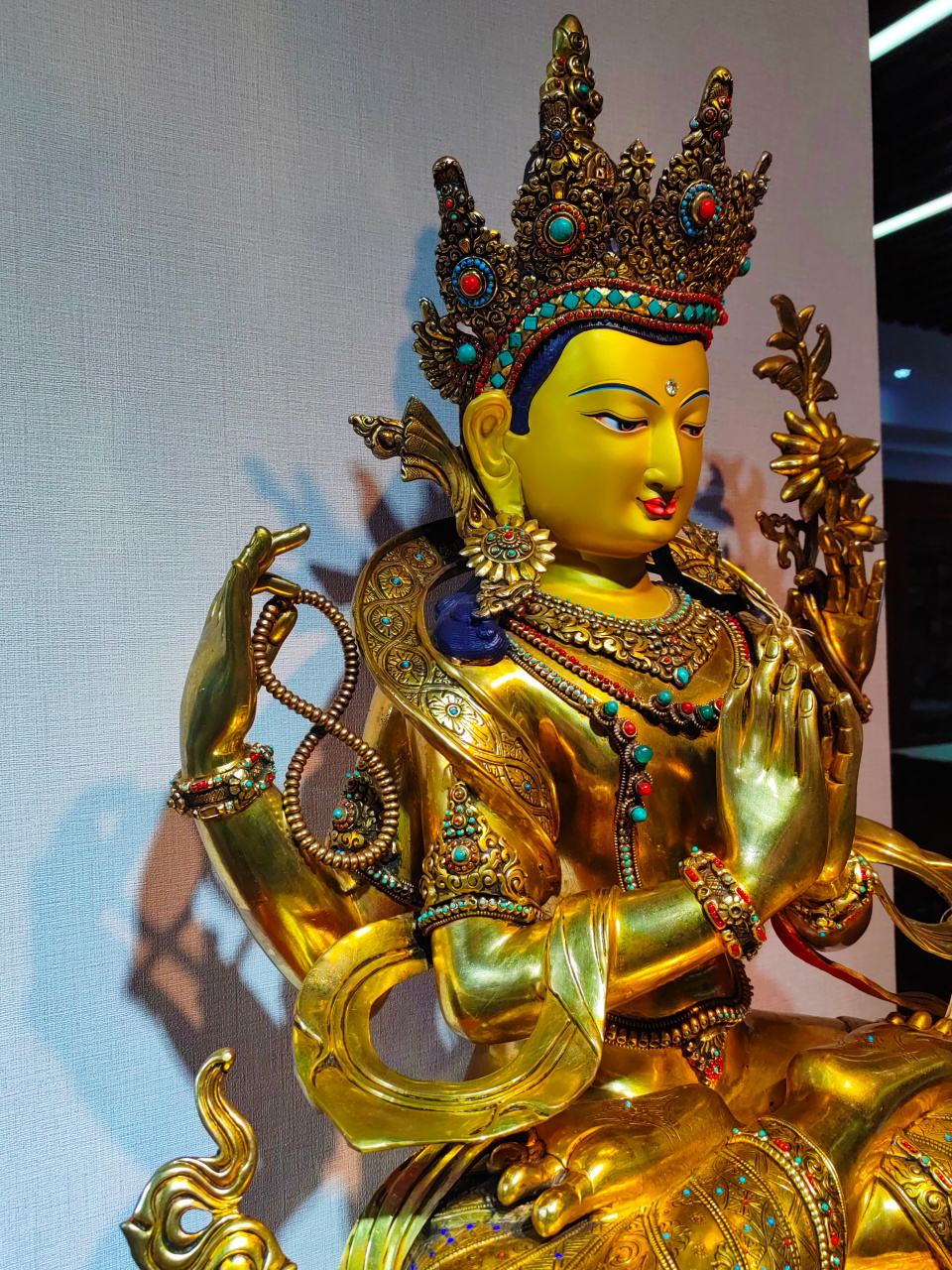 [鲜花]四臂观音  [微风]雪域西藏的守护神 [赞] 尼泊尔手工造像 [太