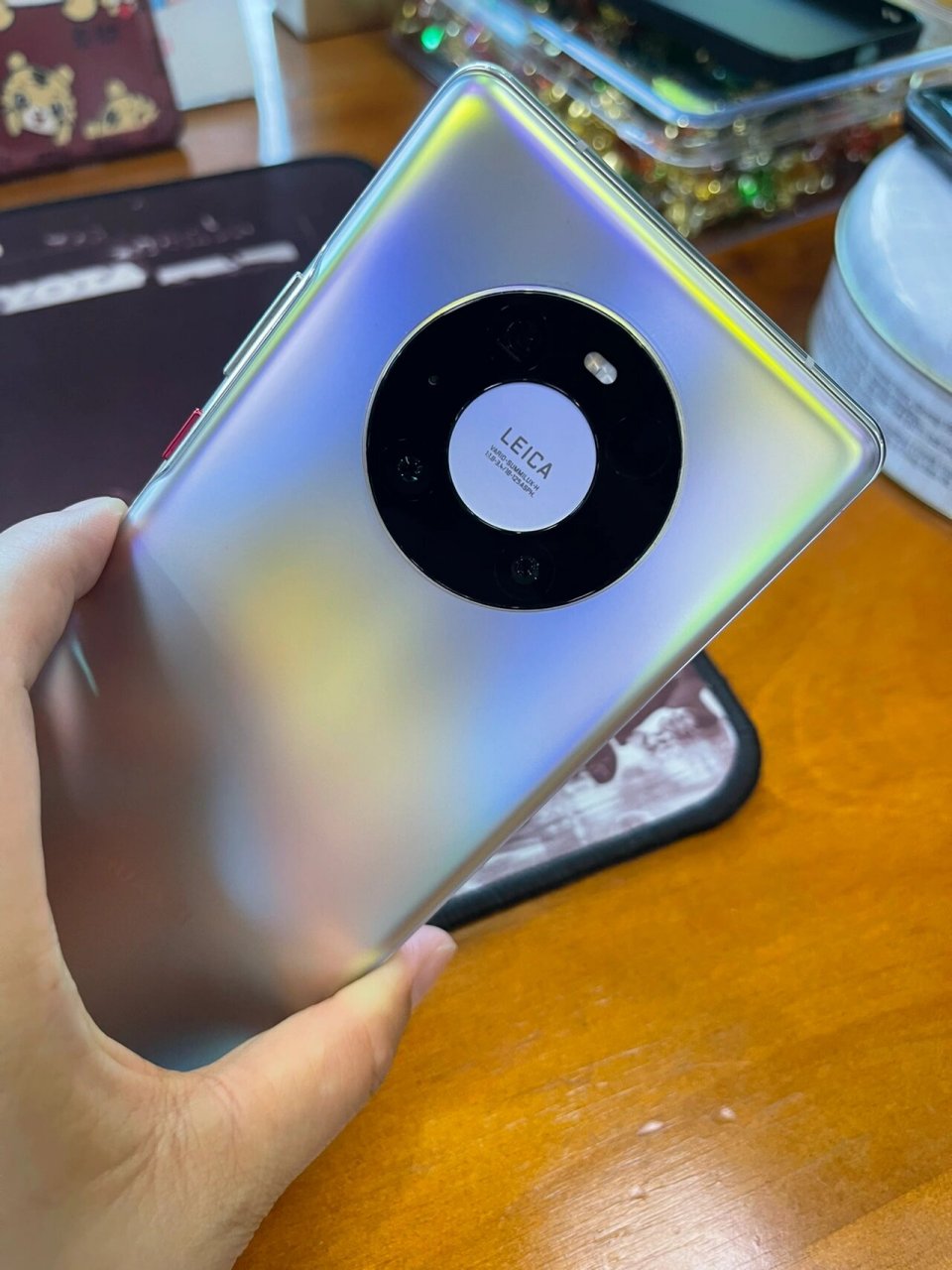 95新华为mate40pro,4g版本8 128g 华为mate 40pro,4g版本8 128g,秘银