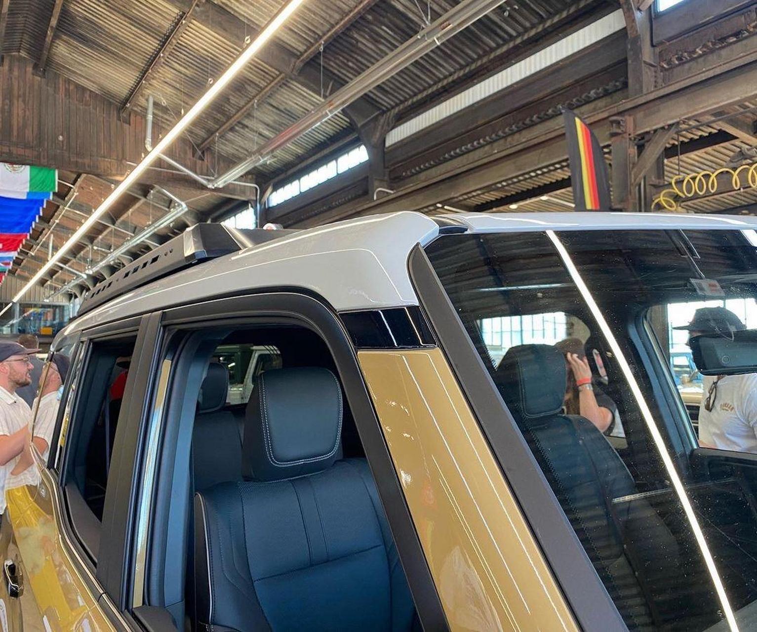 黄白双拼色,经典普拉多新设计!2024款新款普拉多lc250,主推2.