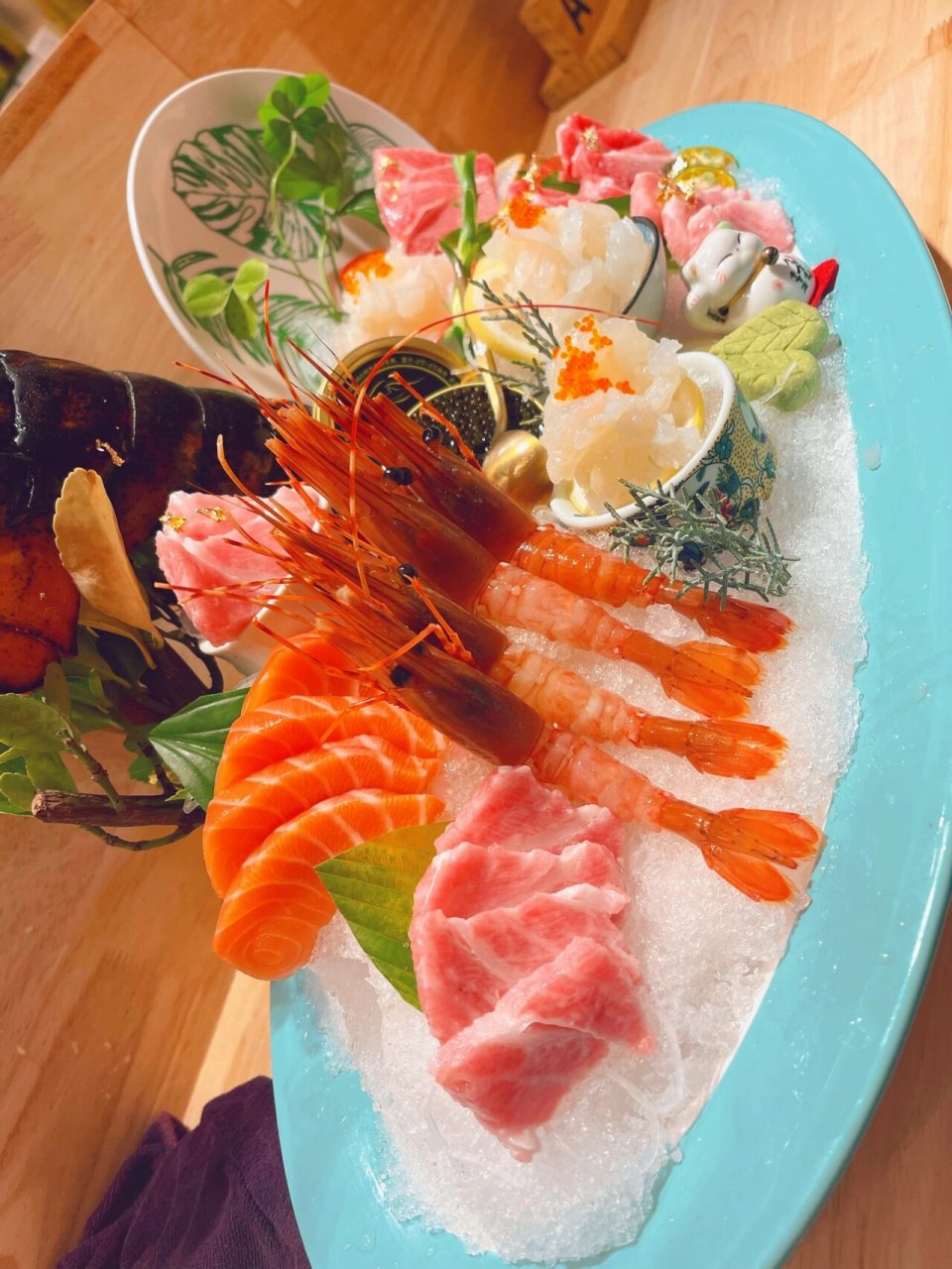 波士顿龙虾豪华综合刺身拼盘,山隐出品 在日式料理里,刺身永远是日料