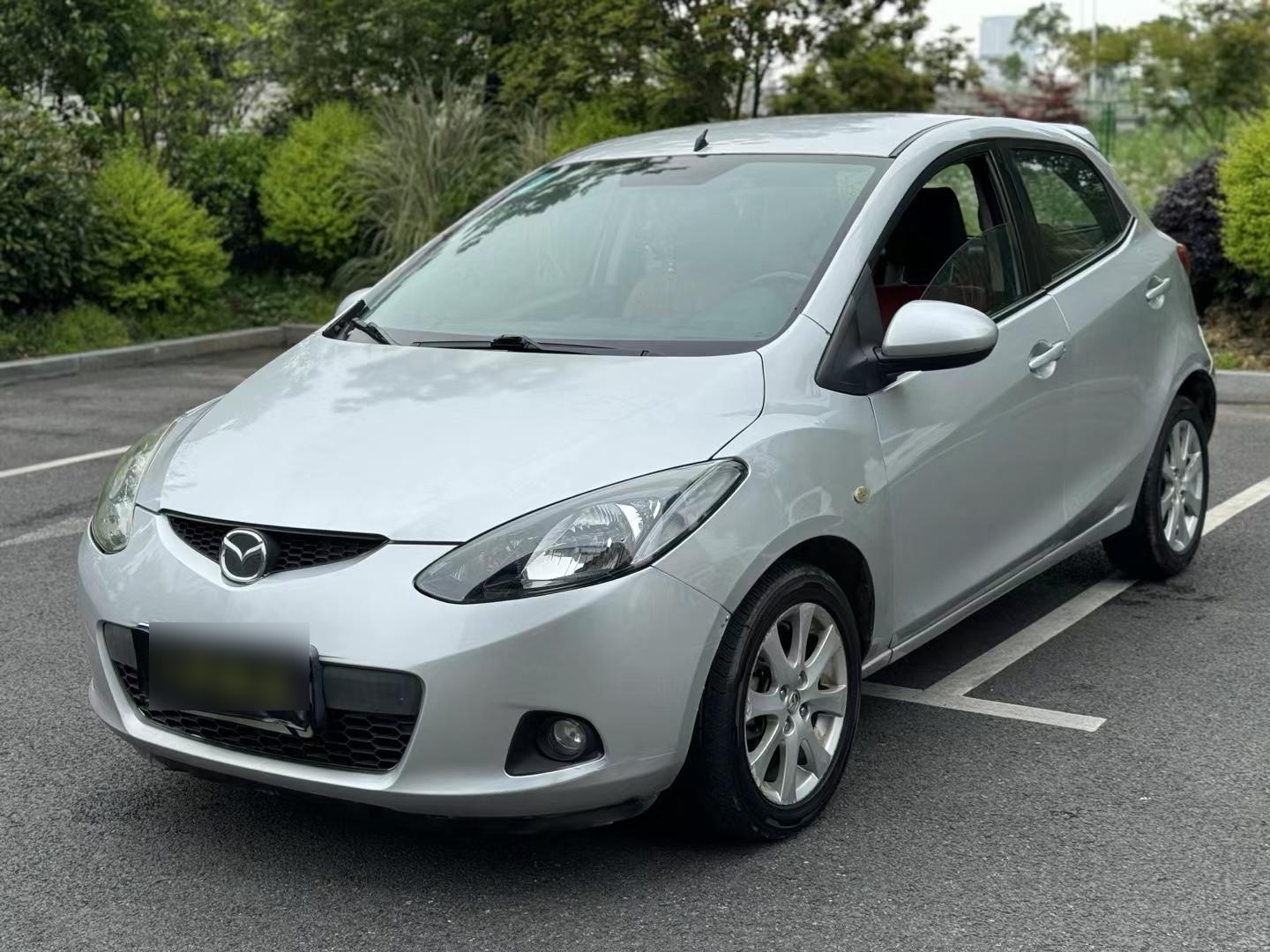 2010年长安马自达2,1