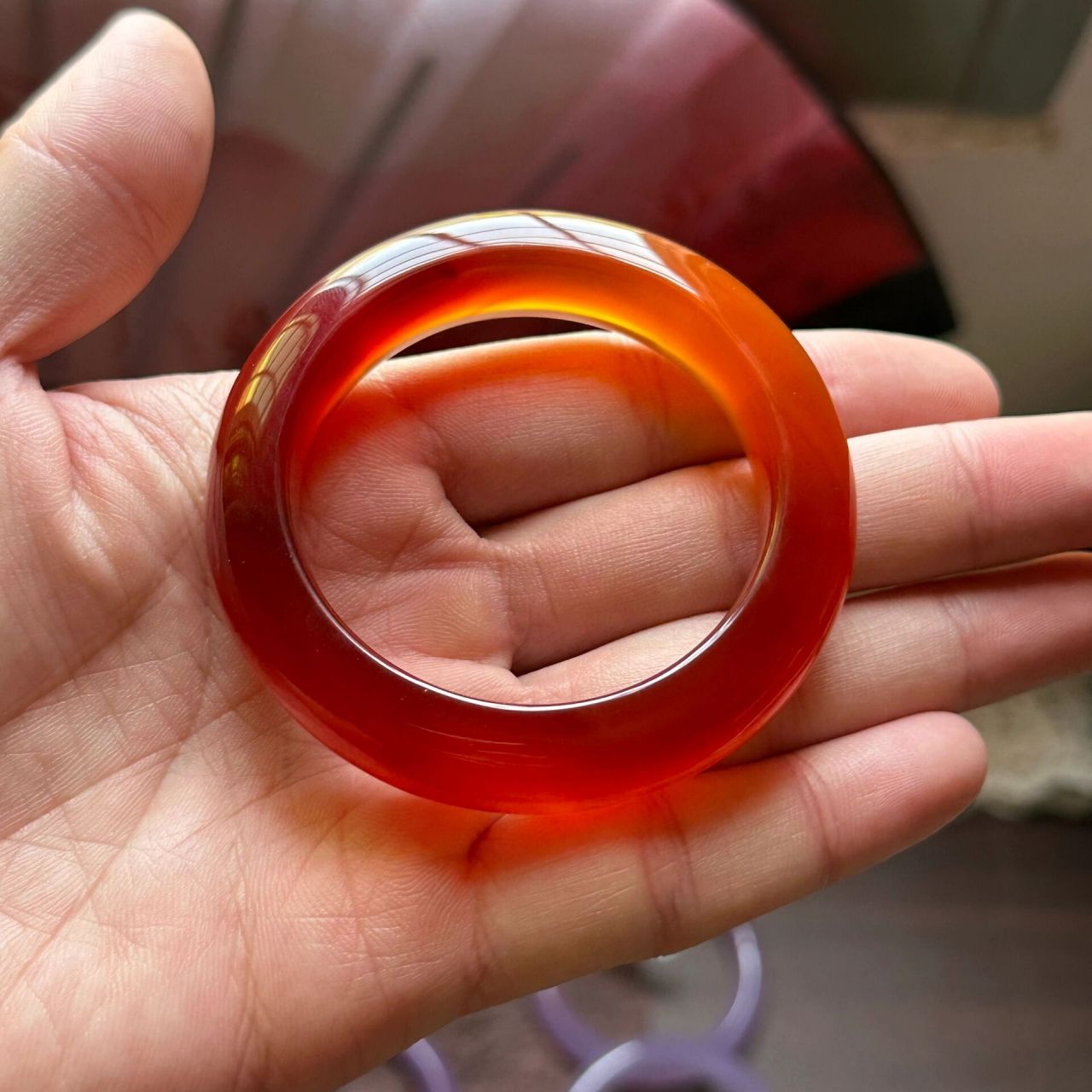 江料北红玛瑙手镯正圈51.5圈口 渐变色江料红玛瑙手镯 圈口51.5宽度13