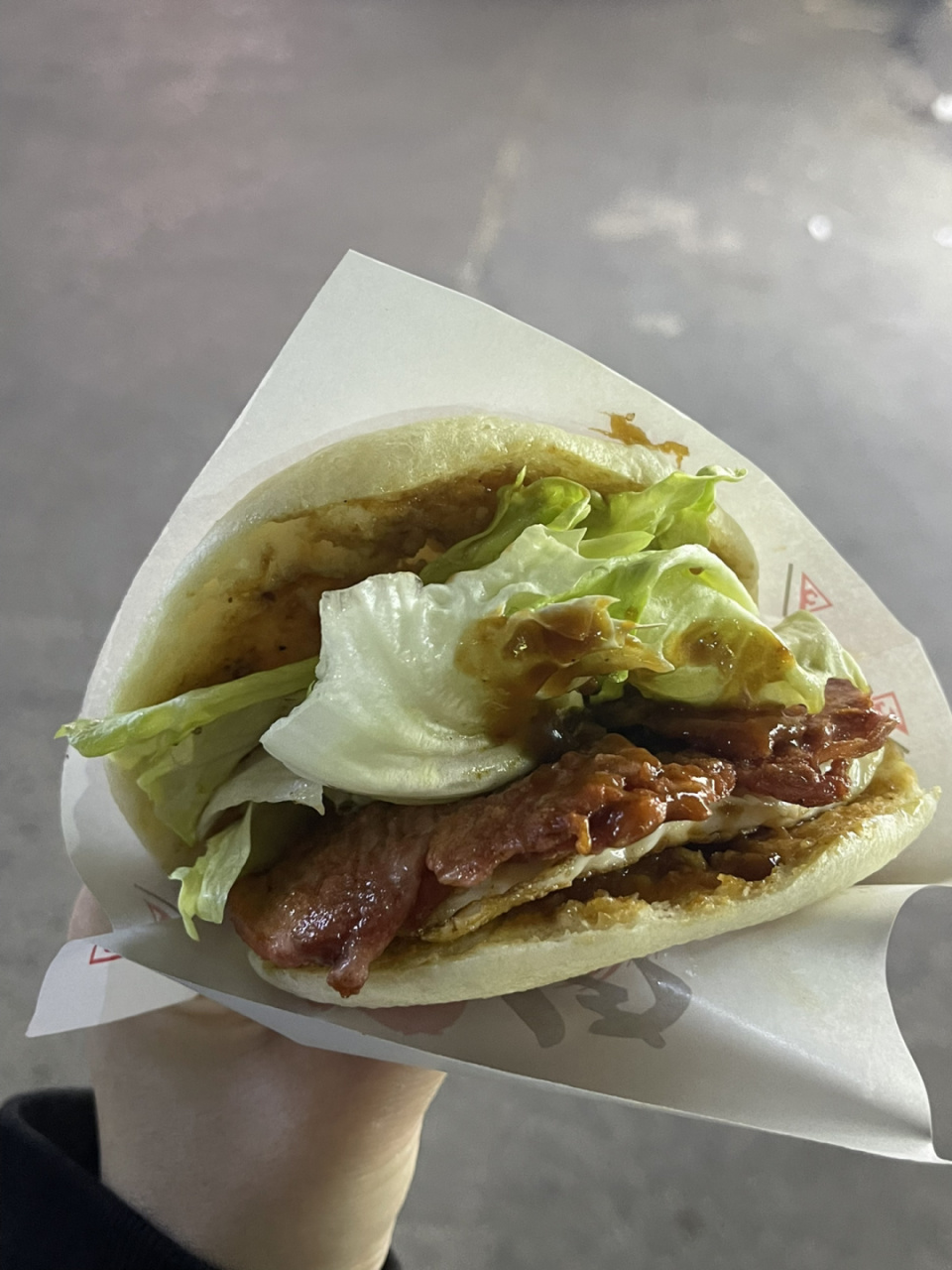 菏泽美食61铁板里脊饼 嘎嘎好吃啊! 这是我小时候的童年回忆啊!