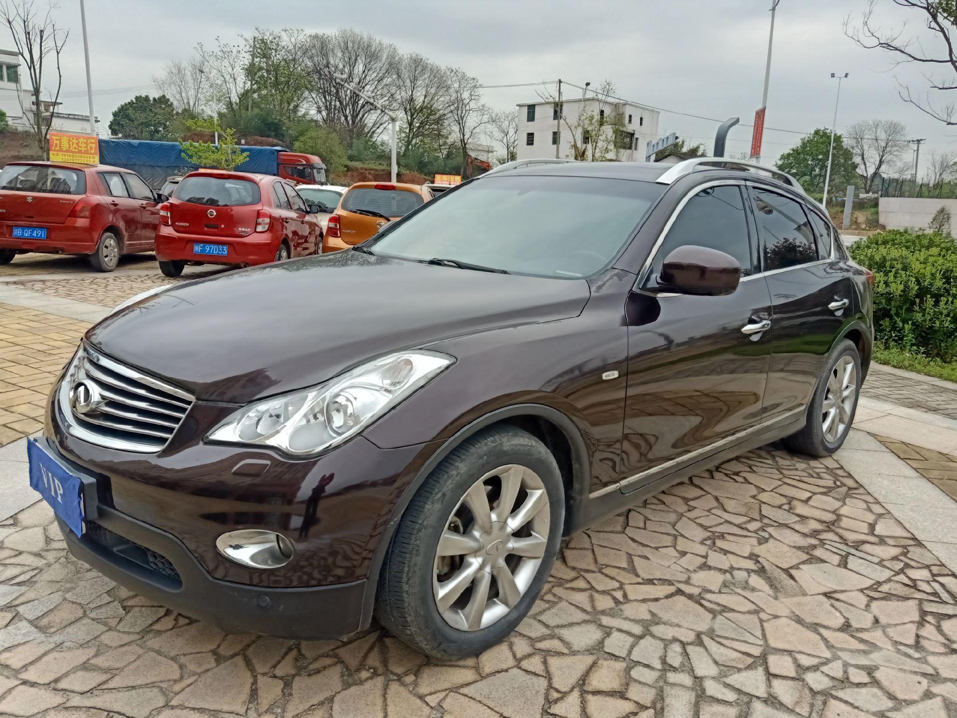 待出10年11月上牌的英菲尼迪ex25,车况小精品表显14万公里,2