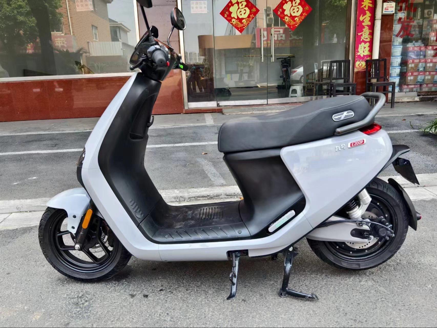 9号e200p 电摩图片