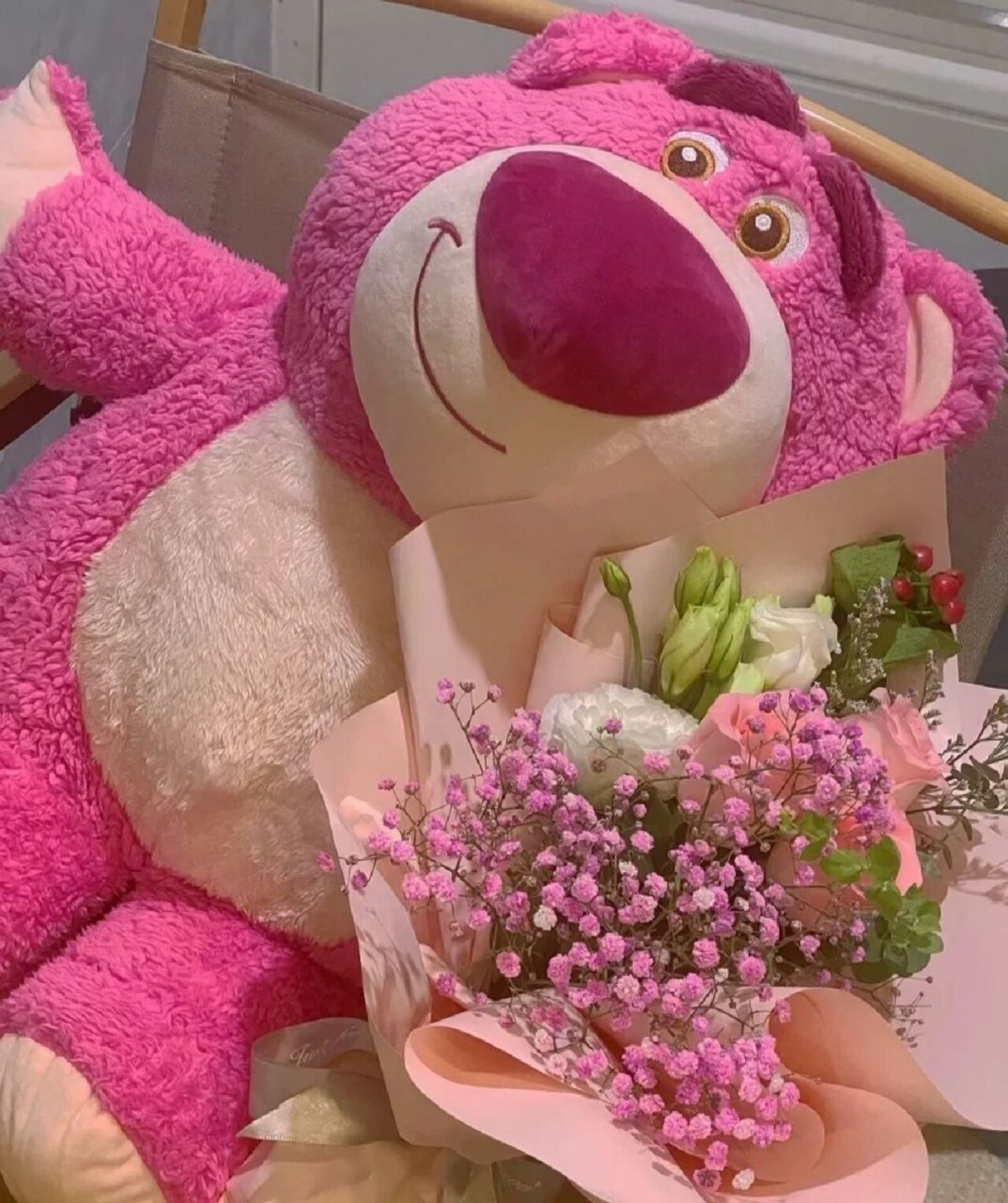 好看的草莓熊背景图来啦～真的好喜欢99 我们都要