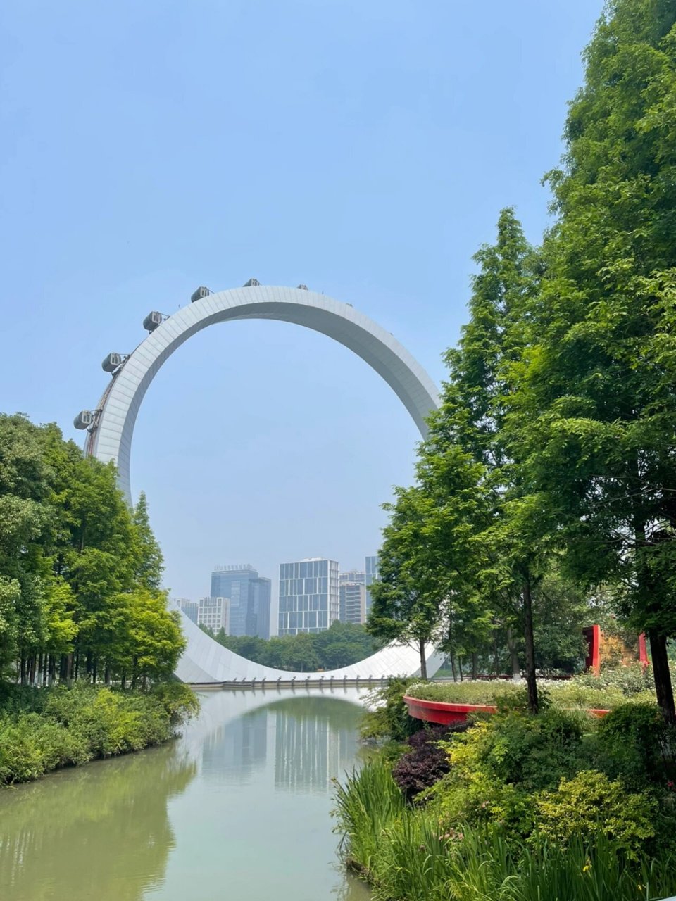 打卡世界最大全国第一无幅摩天轮 08紫荆公园 	 90作为全国唯一一