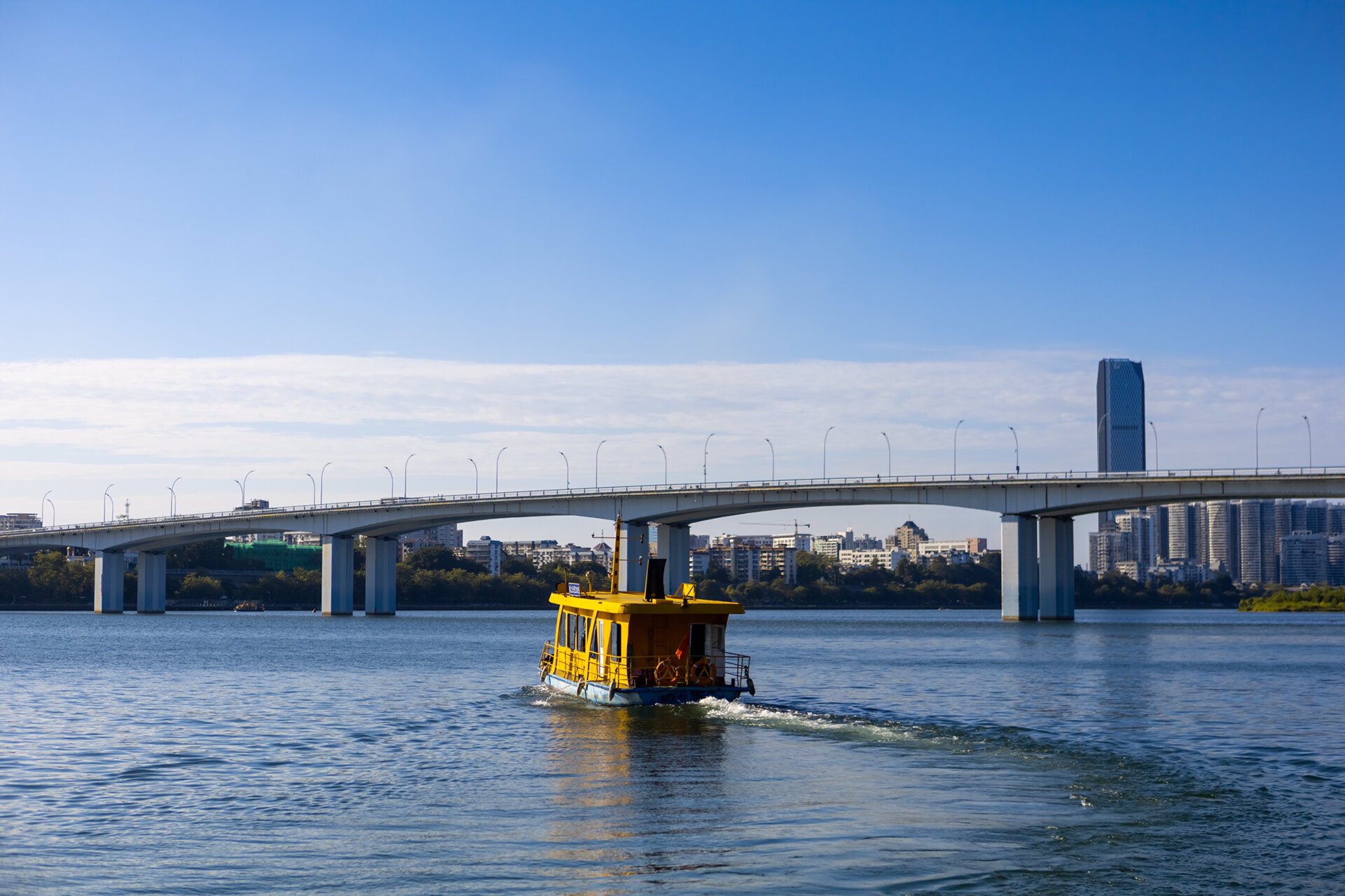 柳州市是一座桥梁众多的城市 图二:文昌大桥:文昌大桥位于柳州市区