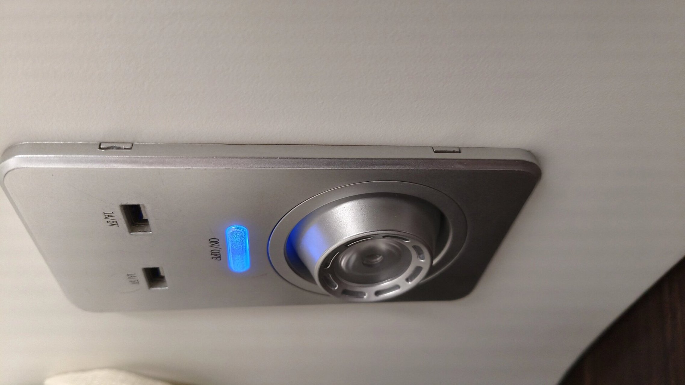 动卧d710上海-北京 跟之前宣传的动卧根本不一样啊 就是装备比较高级