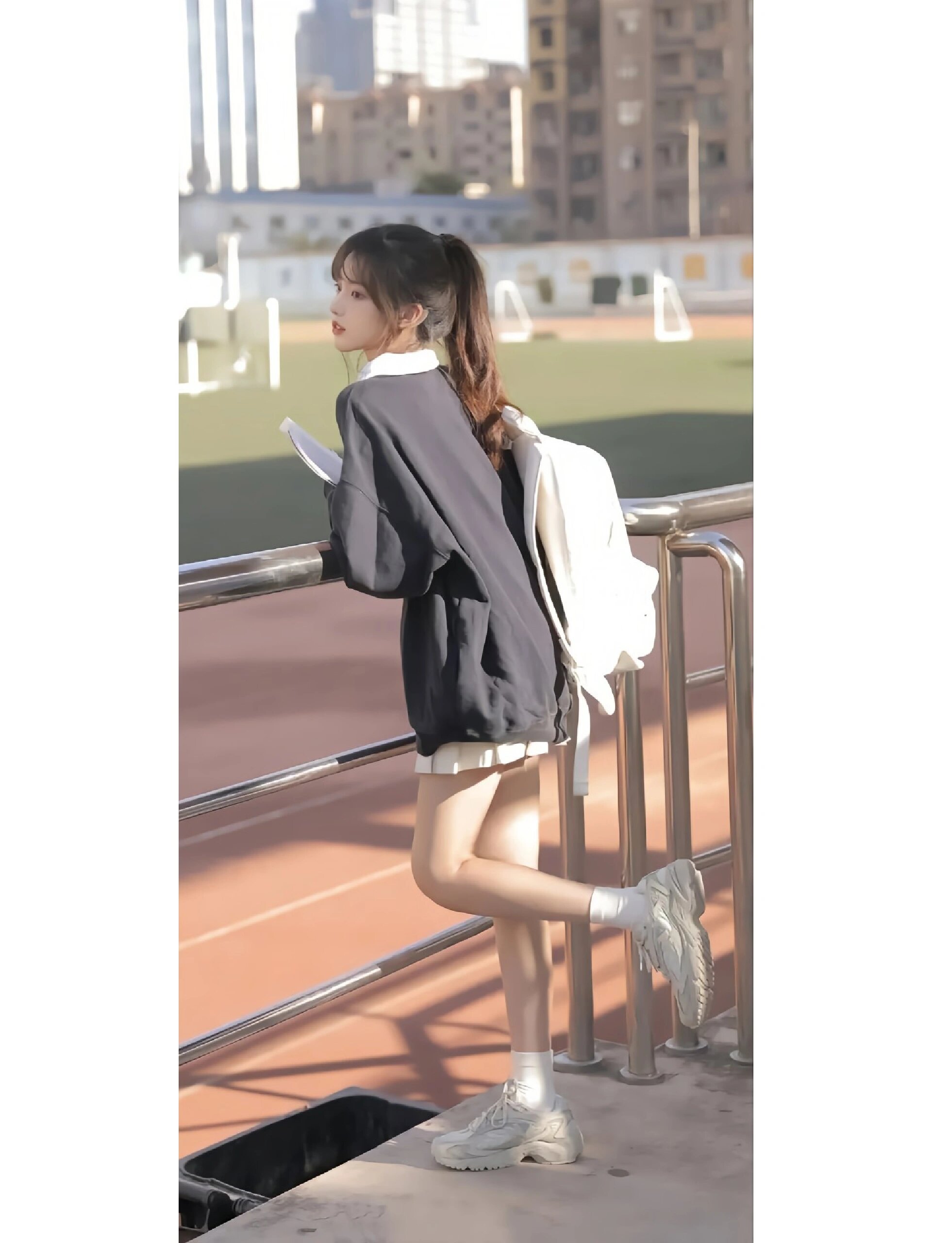 校园姐姐壁纸9999