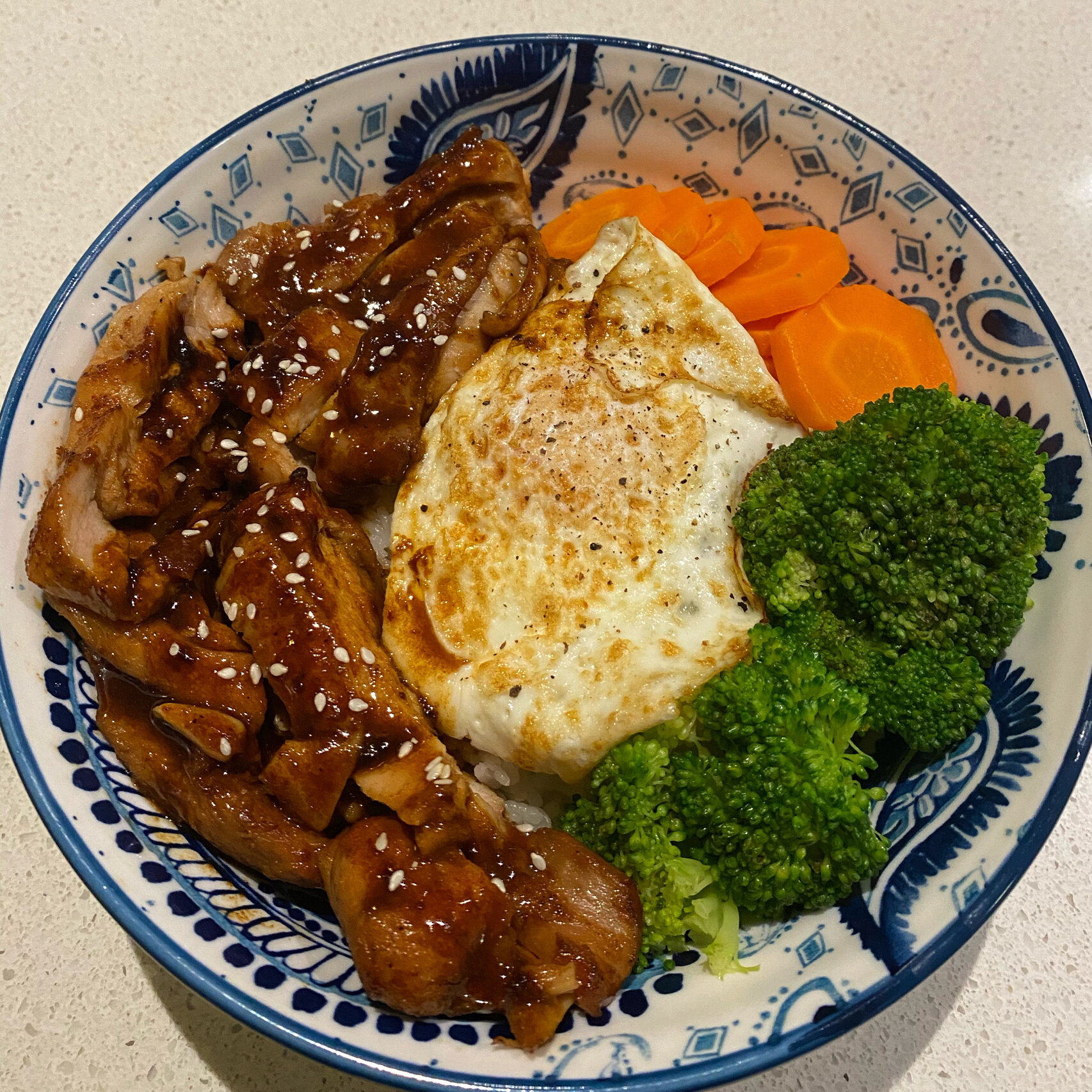 日式照烧鸡腿饭|又嫩又多汁,简单教程 大家肯定在餐厅吃过日式照烧