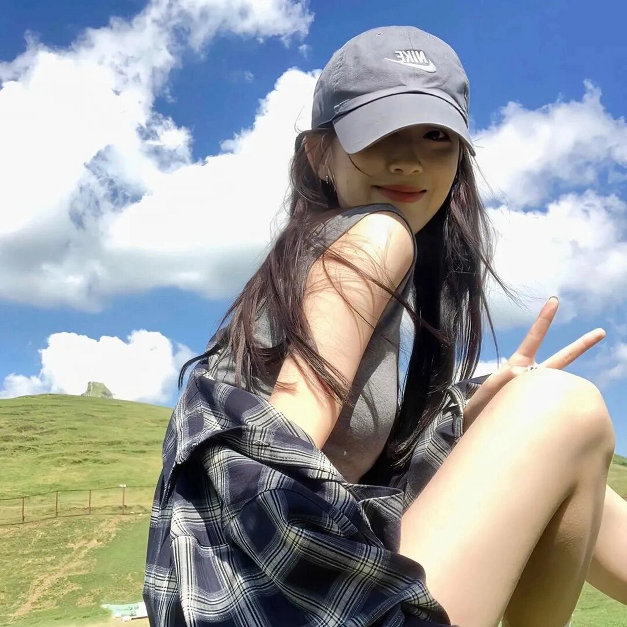 自由风女生头像