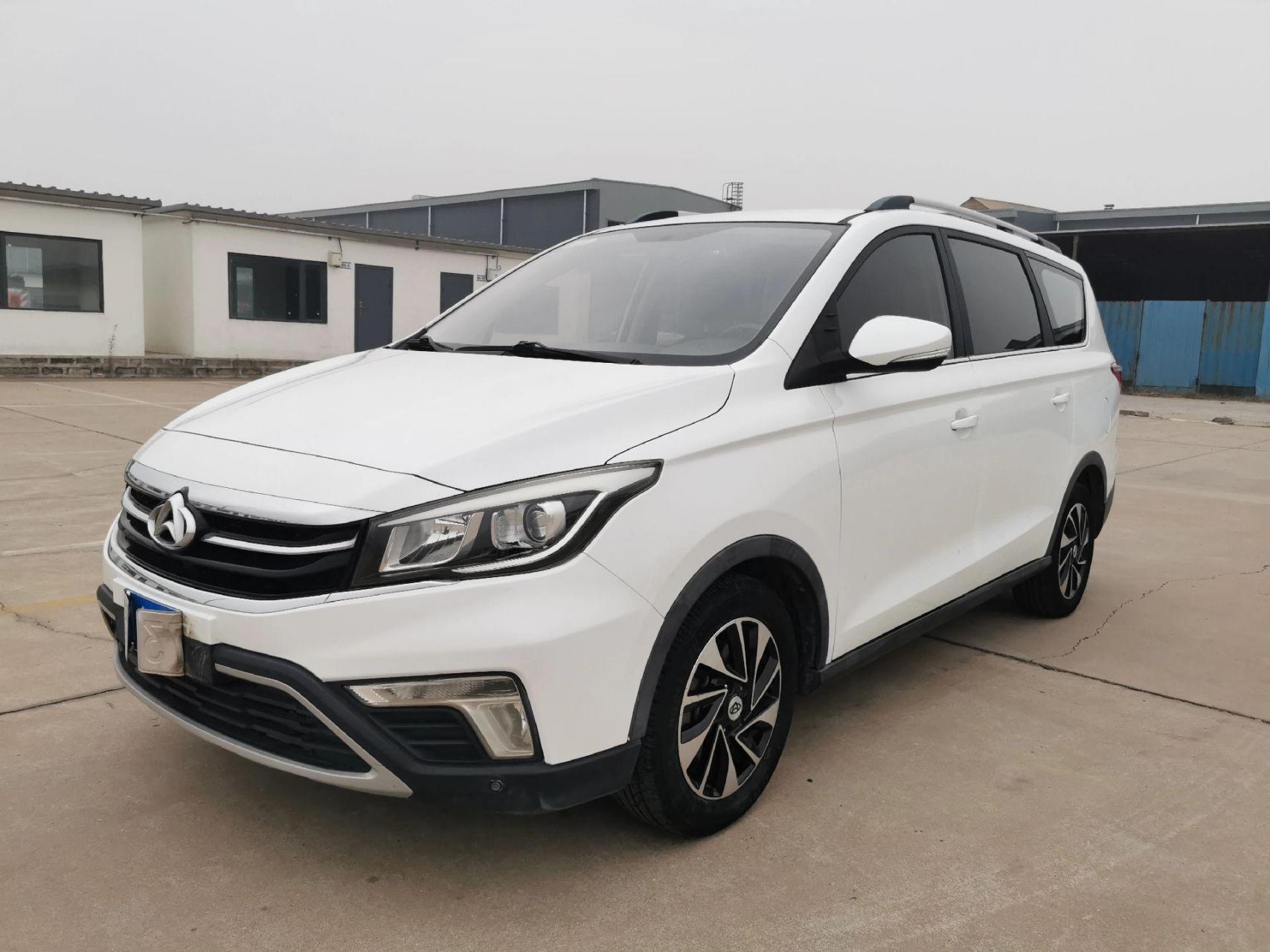 18年长安欧尚a800,7人座国产商务车,1.