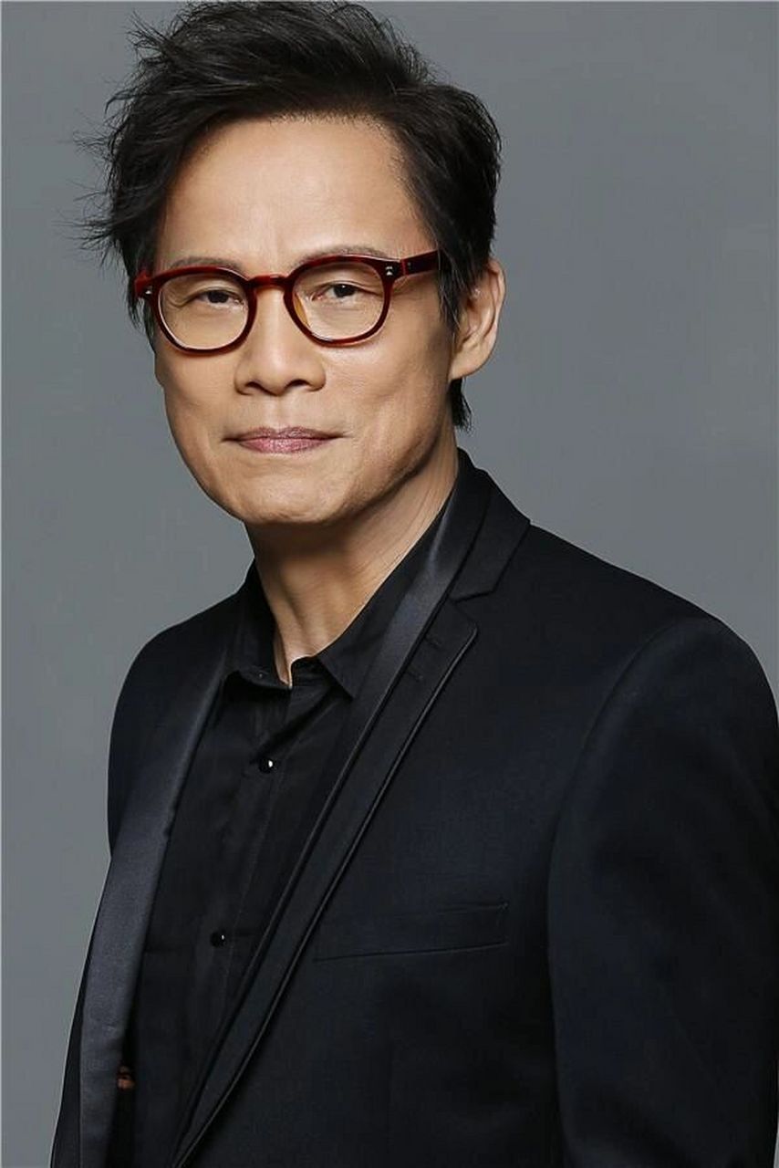 那些歌者～罗大佑 他被誉为歌坛教父,华语流行音乐的开创者.