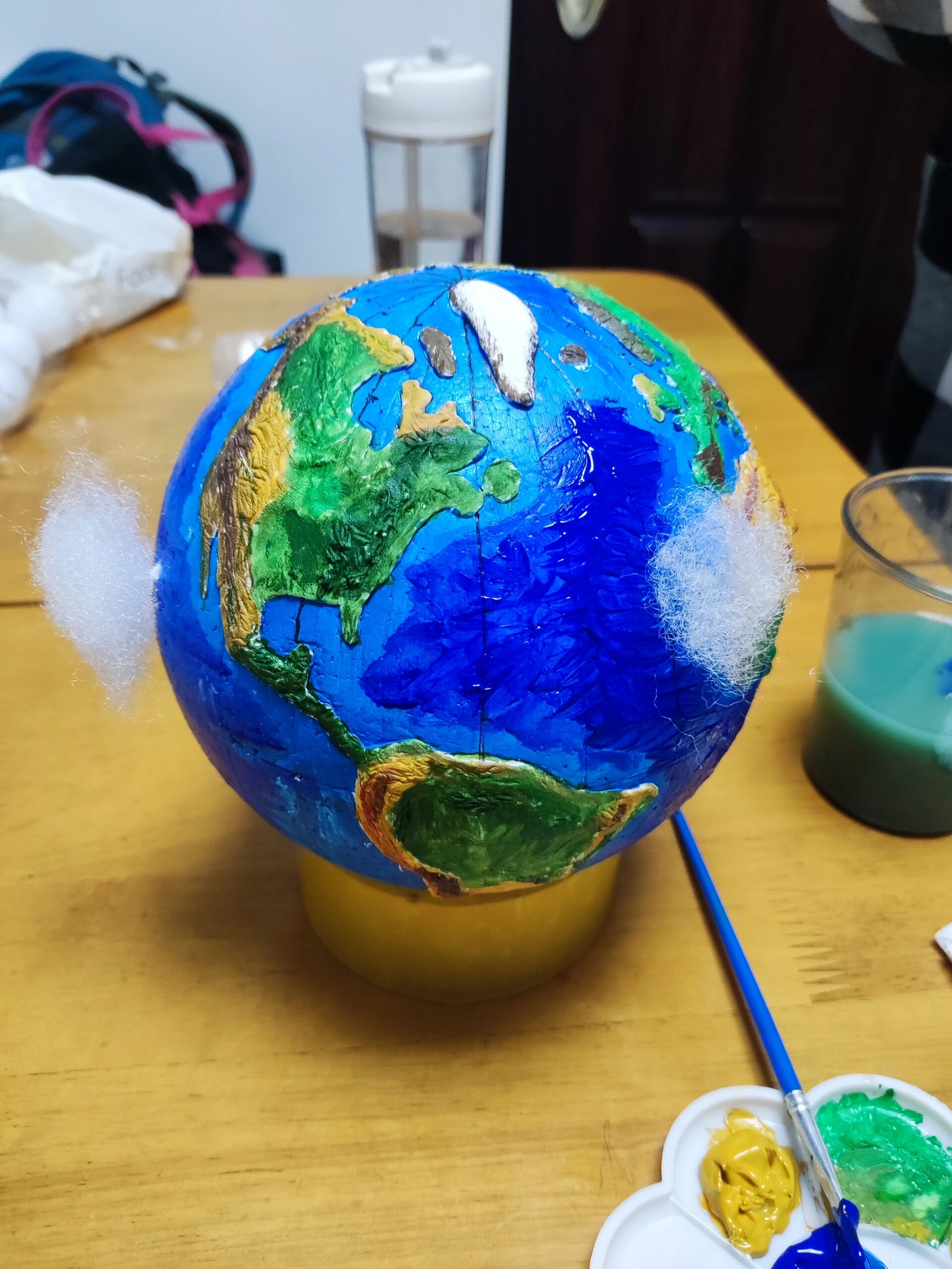 初一第一次手工作业地球仪