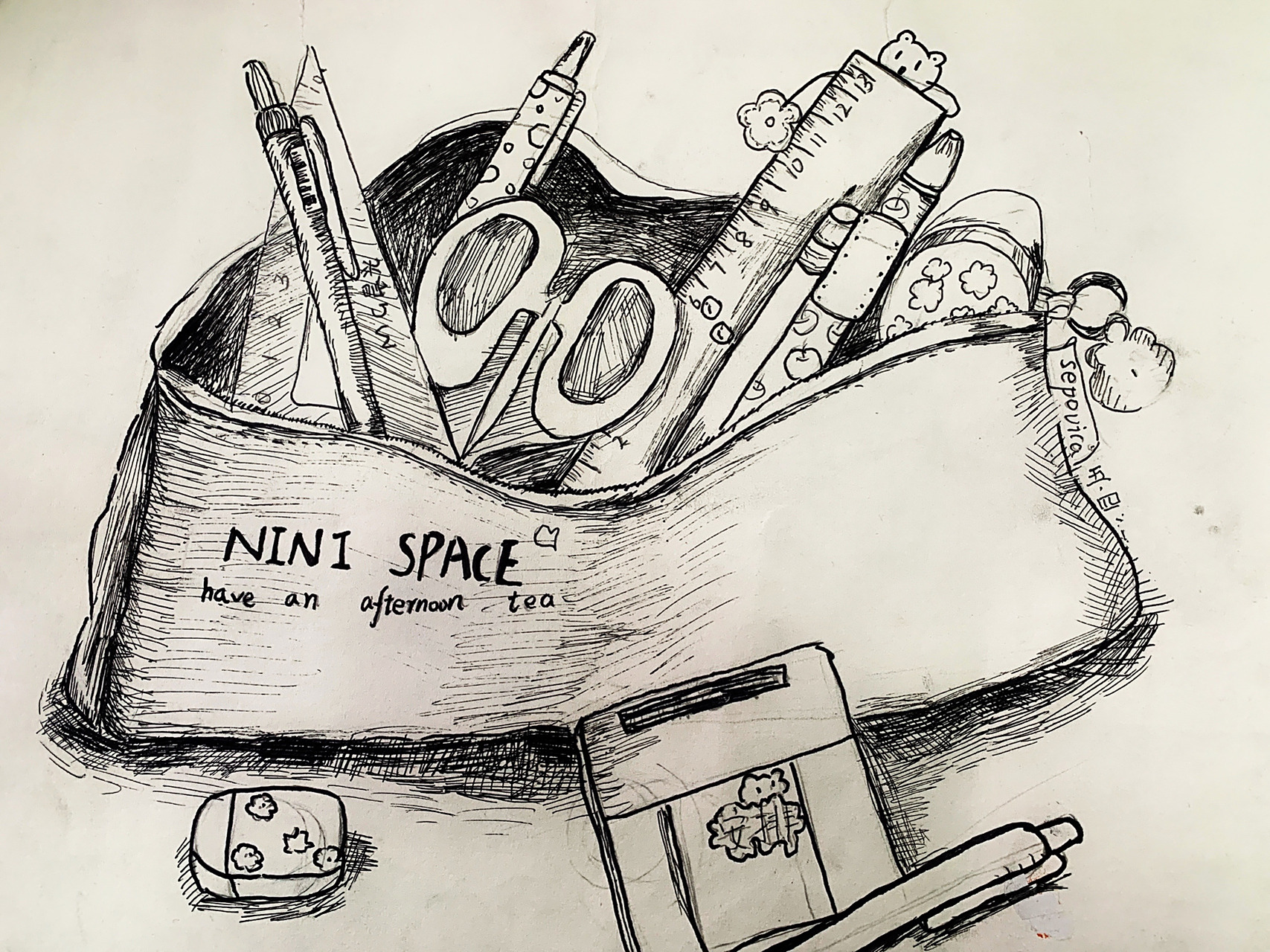 精细的描写—写生笔袋 五年级《精细的描写—笔袋》