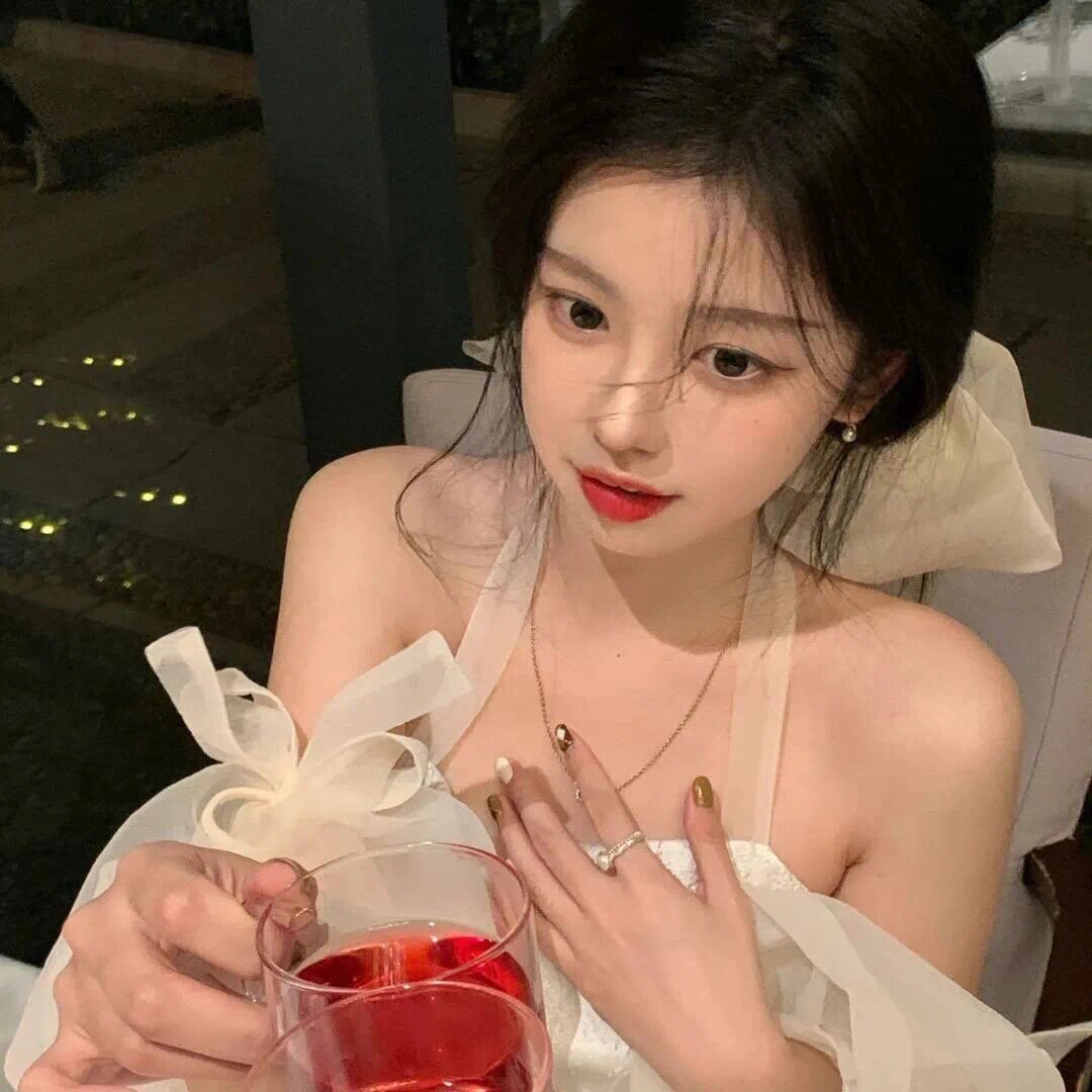 超好看的小姐姐头像