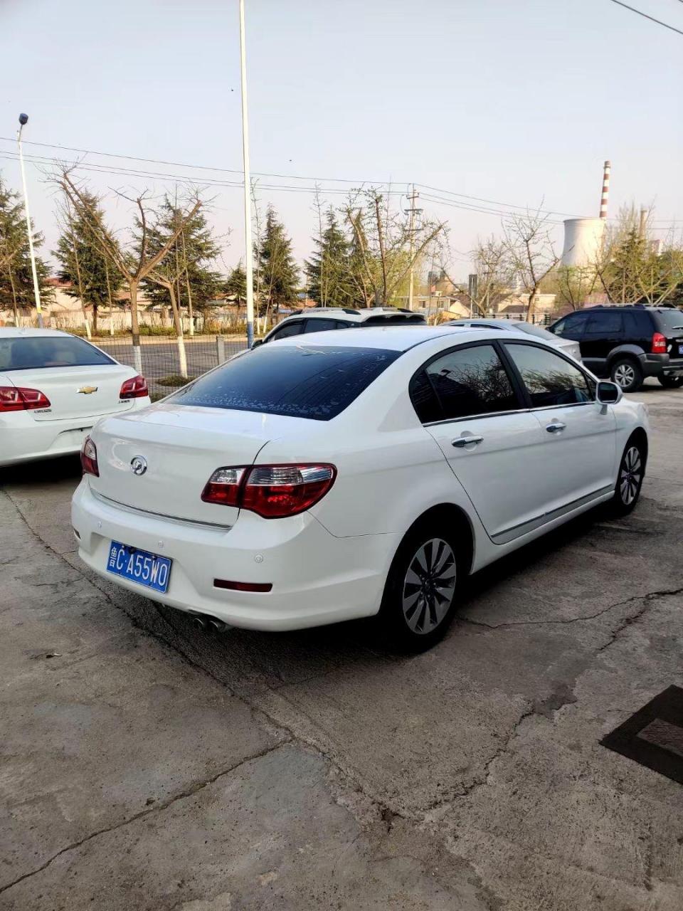 13年长城c50,全车只有半件补漆,车况极品,审保明年4月,喜欢的来店看车