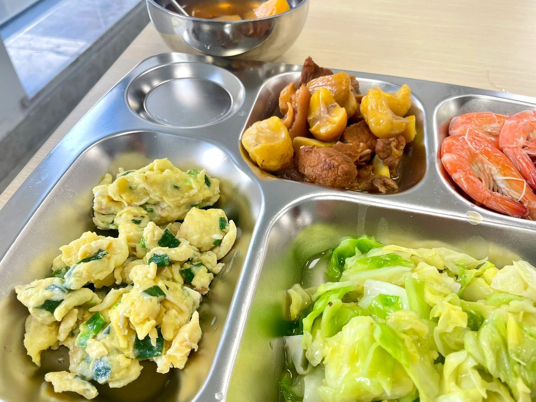 国企食堂|今日份菜色明亮的伙食!