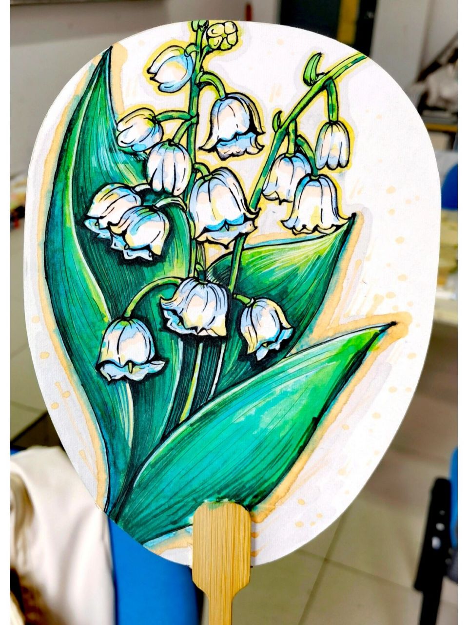 马克笔花卉团扇～ 第一次尝试用马克笔画团扇～画的不好,多多包涵