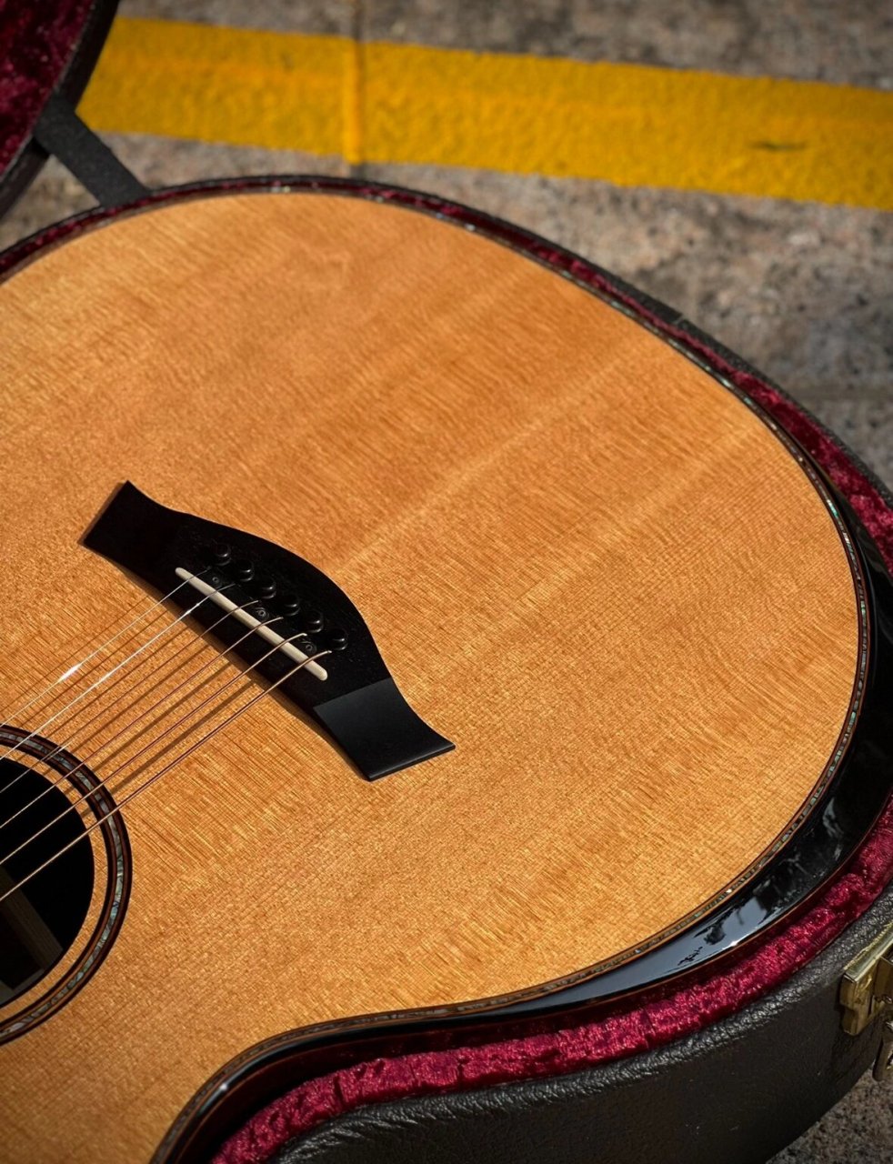 看看都流口水 【taylor准新914ce】泰勒吉他 看得我心都融化了即将