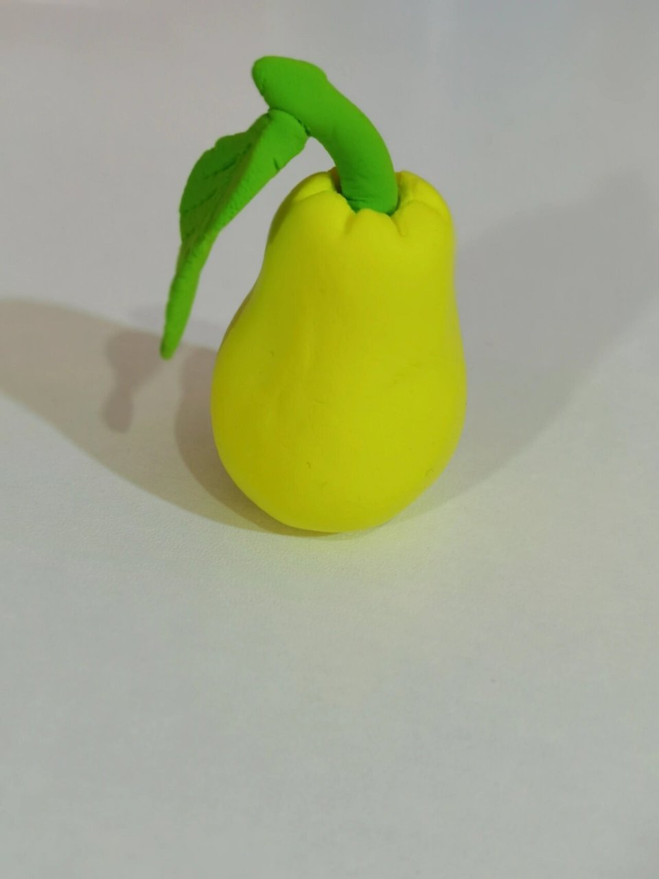 超轻粘土彩泥:梨子教程 超简单的超轻粘土彩泥作品,零基础小白入手无