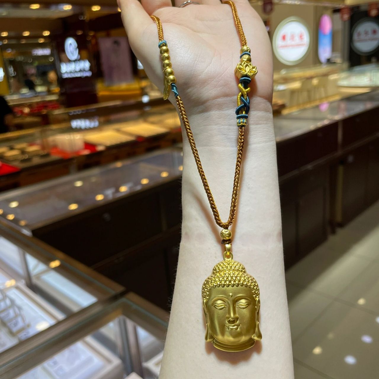 黄金佛头配绳集锦