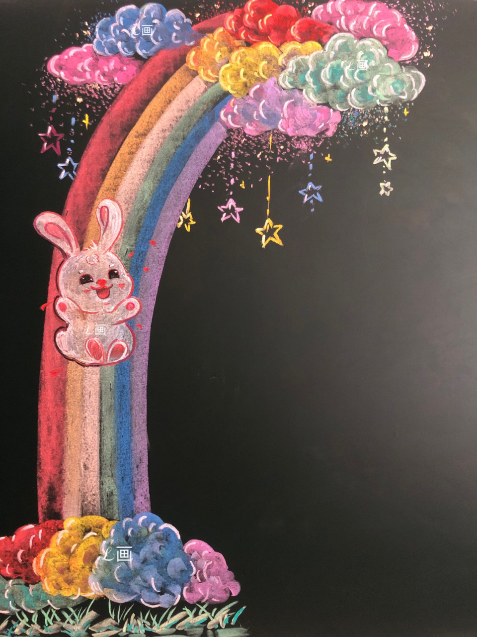 黑板画一粉笔画 彩云 彩虹 兔子 黑板报边框           踏着五彩祥云