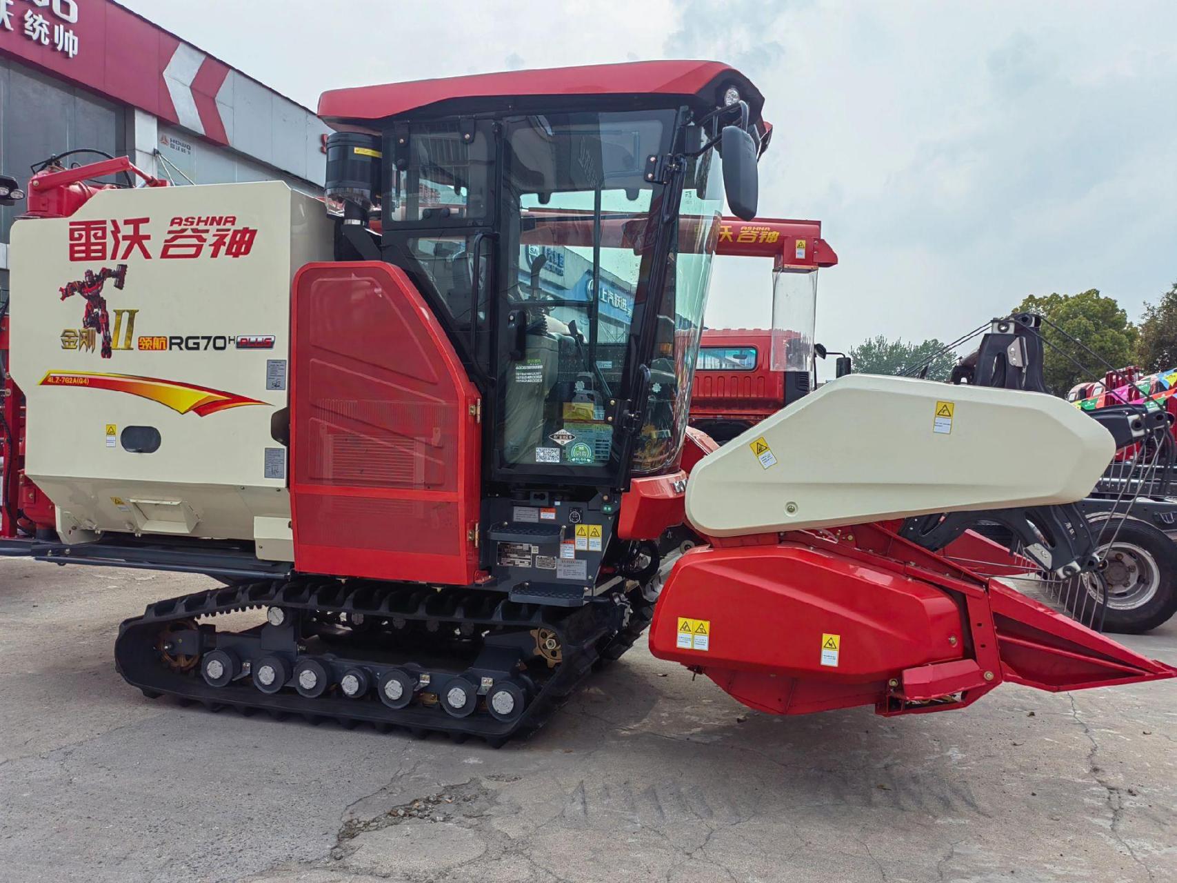 潍柴雷沃金刚2代领航rg70plus水稻机到货了,配备全柴140马力发动机