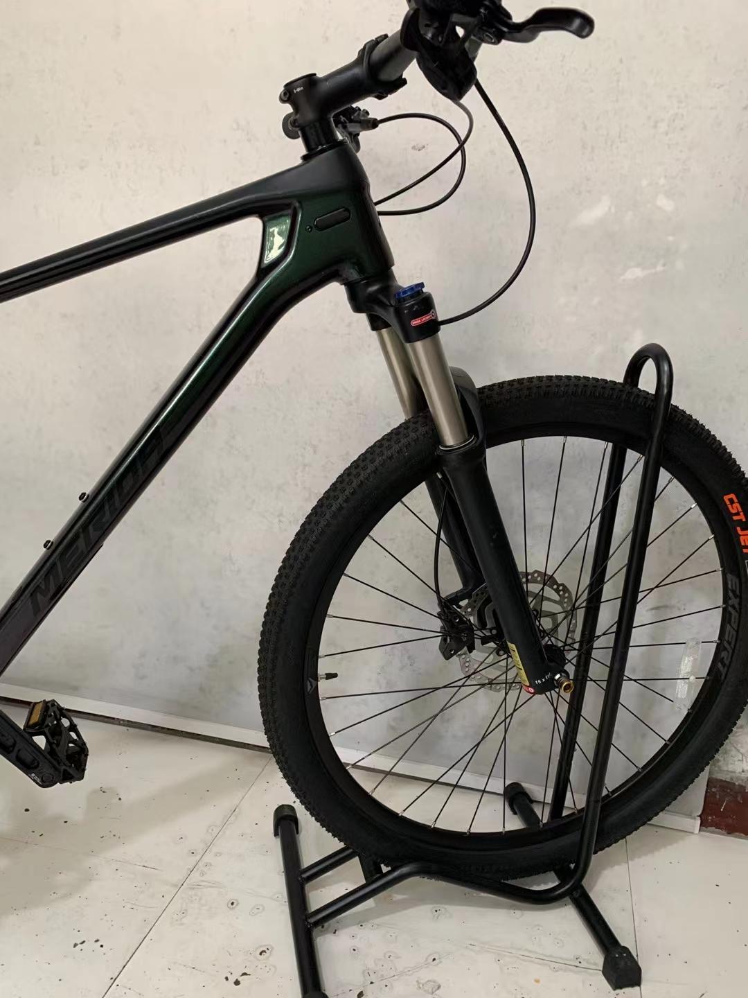 美利达大七7500,12速油碟气叉,碳纤维车架,17寸车架,27.