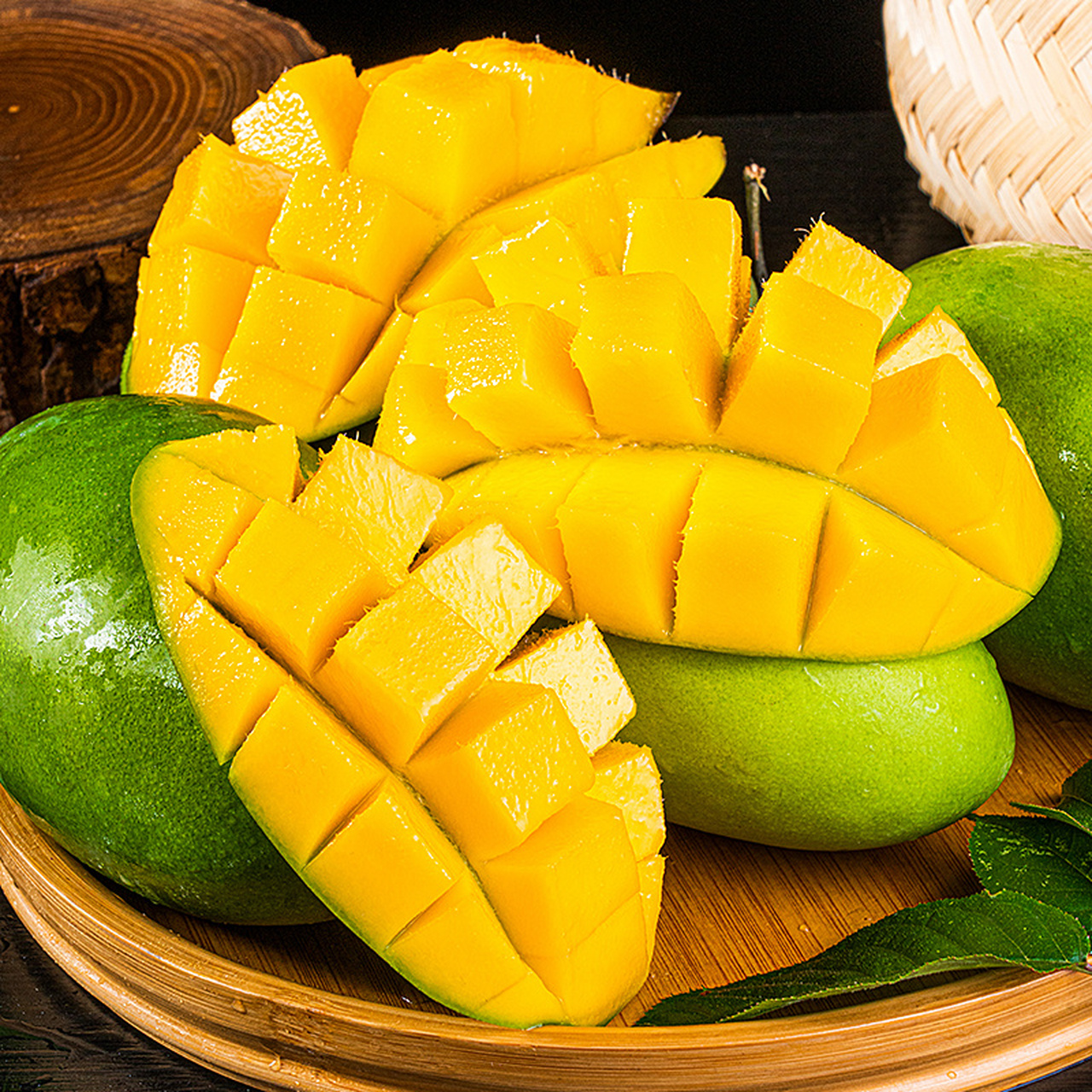 广东省特产 - 覃斗芒果 据史料记载,覃斗镇所在的湛江市在公元17世纪