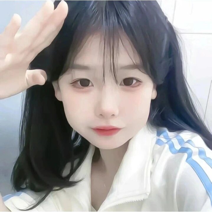 真人女生头像?无水印?