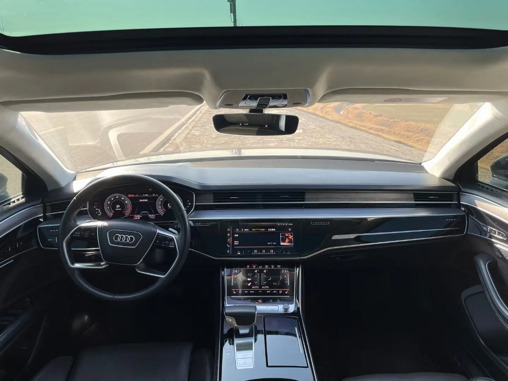 新到  20 年 奥迪a8  a8l 55tfsi quattro 四座豪华版本,座椅通风加热