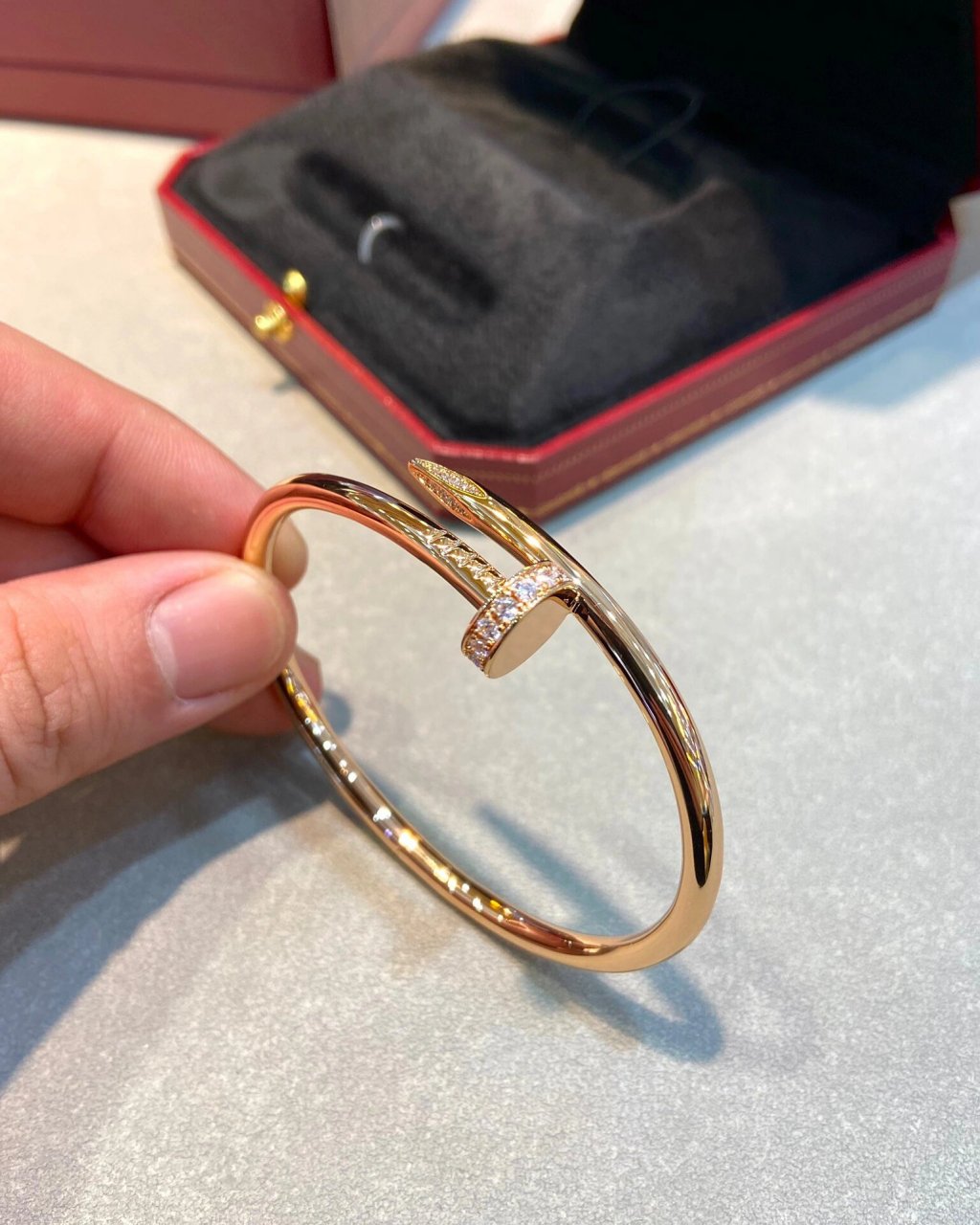 卡地亚手镯 cartier 卡地亚juste un clou钉子手镯 头尾钻钉子手镯 玫