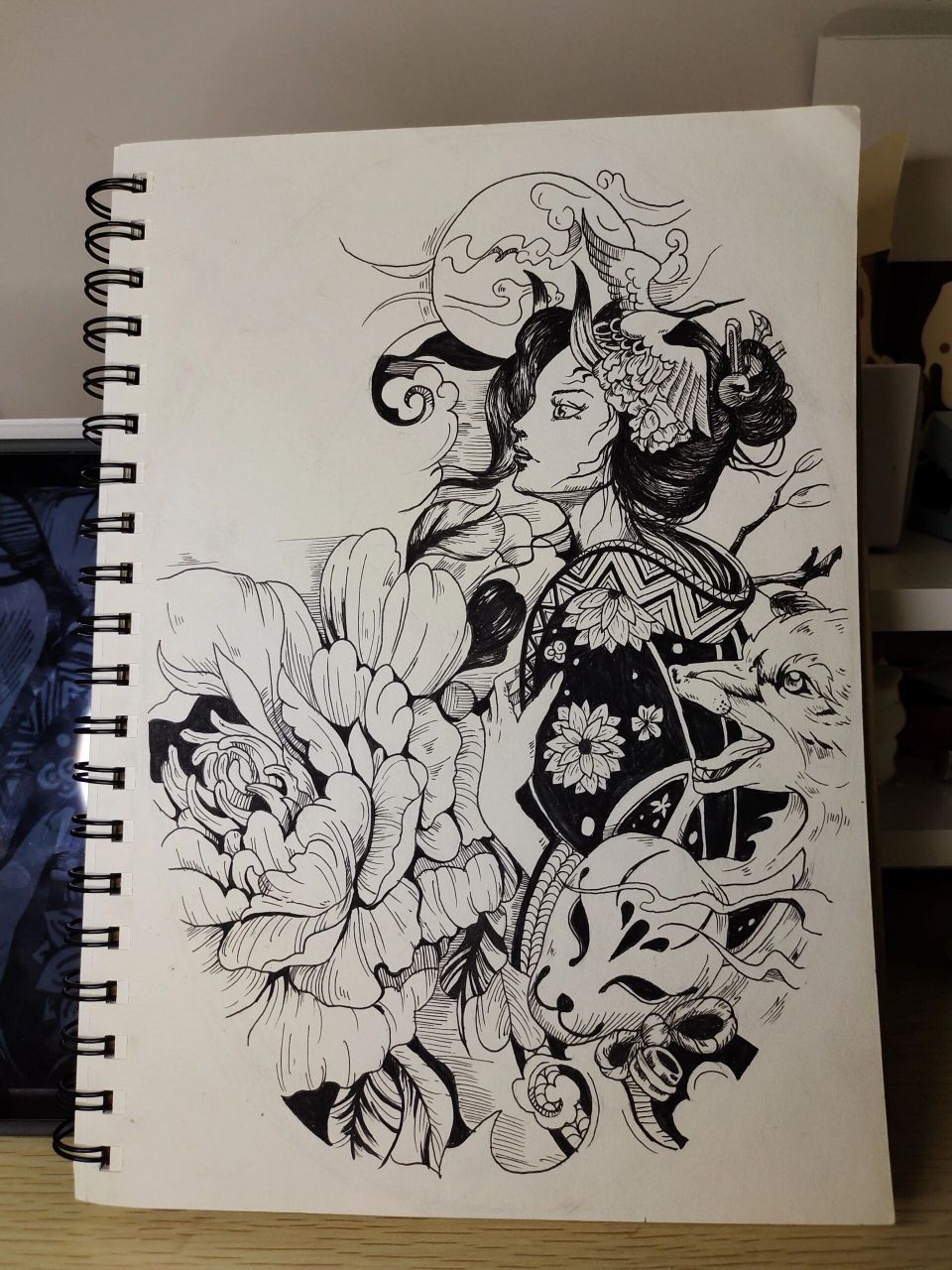 绘画|黑白画|线描画|附过程|稿图|临摹 临摹来源 画了一个椭圆边框