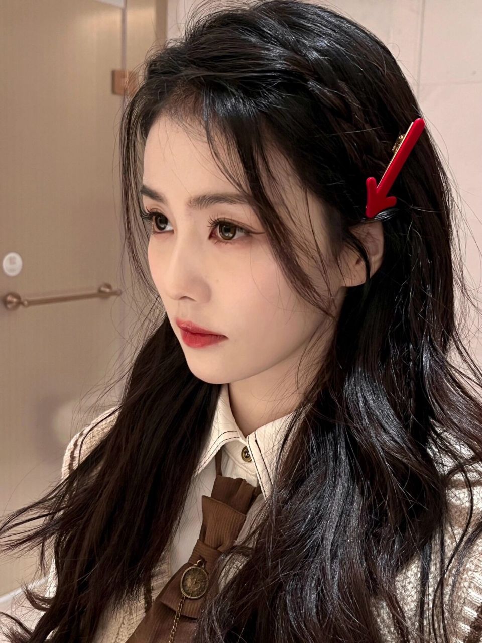 照片|白鹿⑥ p1氛围感好绝 真的爱了爱了 这个颜我真的好磕 喜欢就点