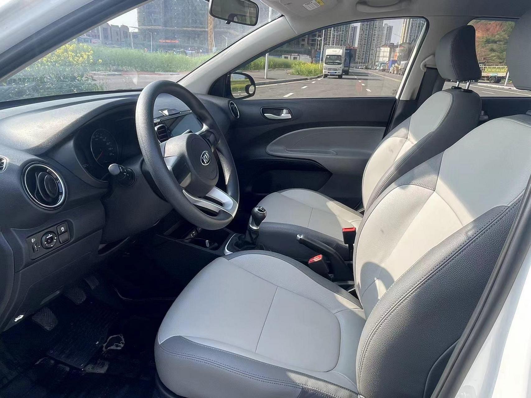 2019年5月上牌起亚焕驰1.