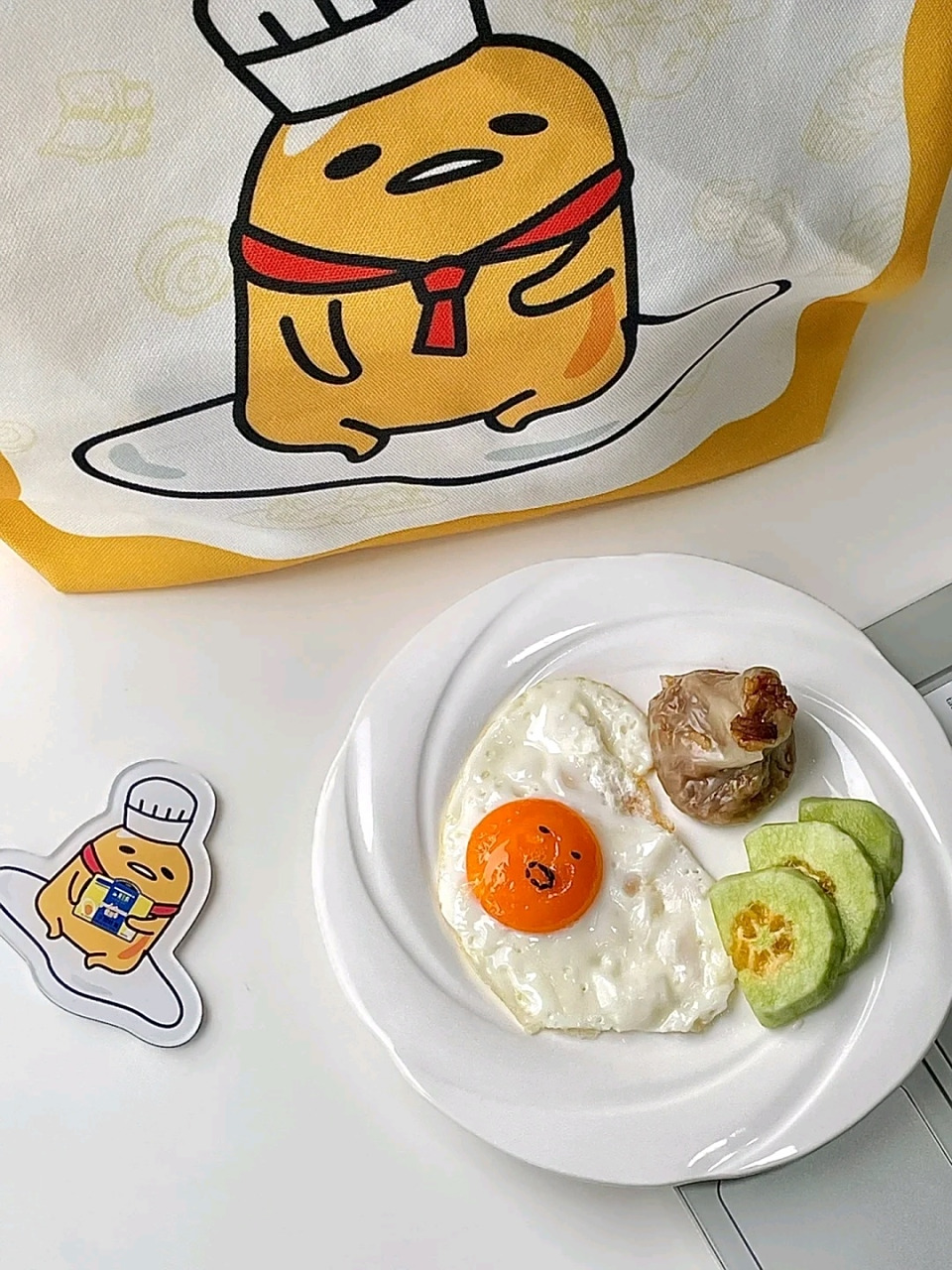 黄天鹅联名蛋黄哥  黄天鹅  黄天鹅可生食鸡蛋可以说是鸡蛋届的爱马仕